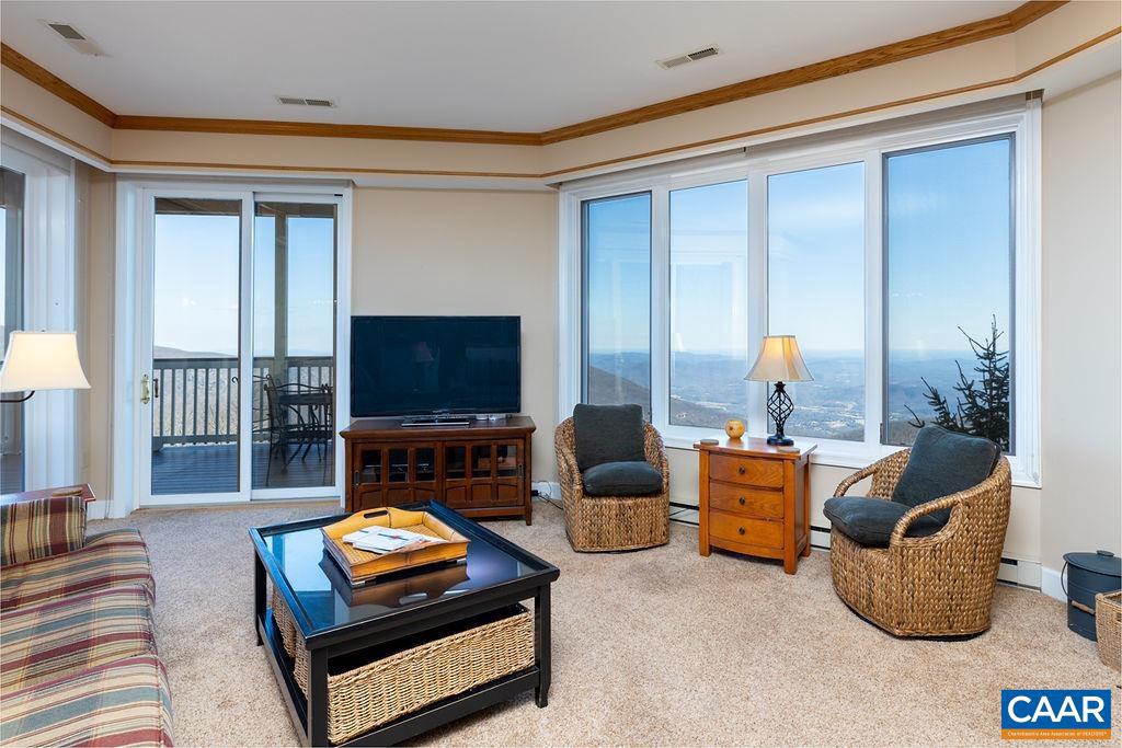 WINTERGREEN RESORT - Residential
