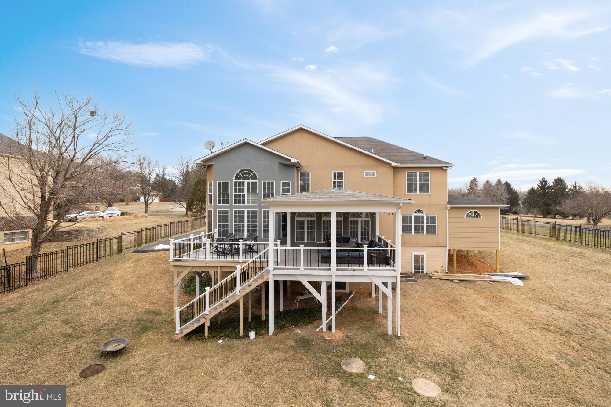 STONEY CREEK ESTATES - Residential