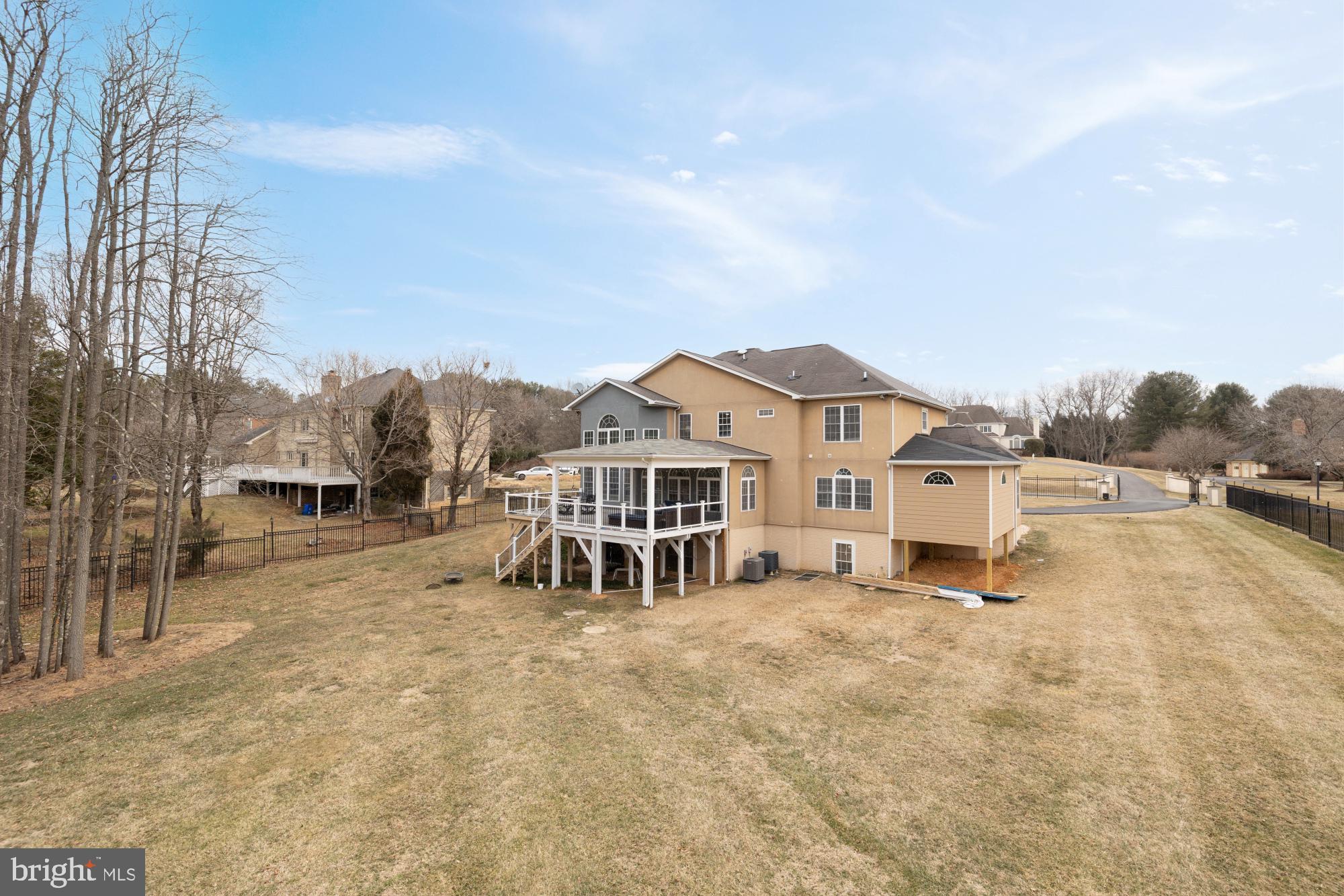 STONEY CREEK ESTATES - Residential