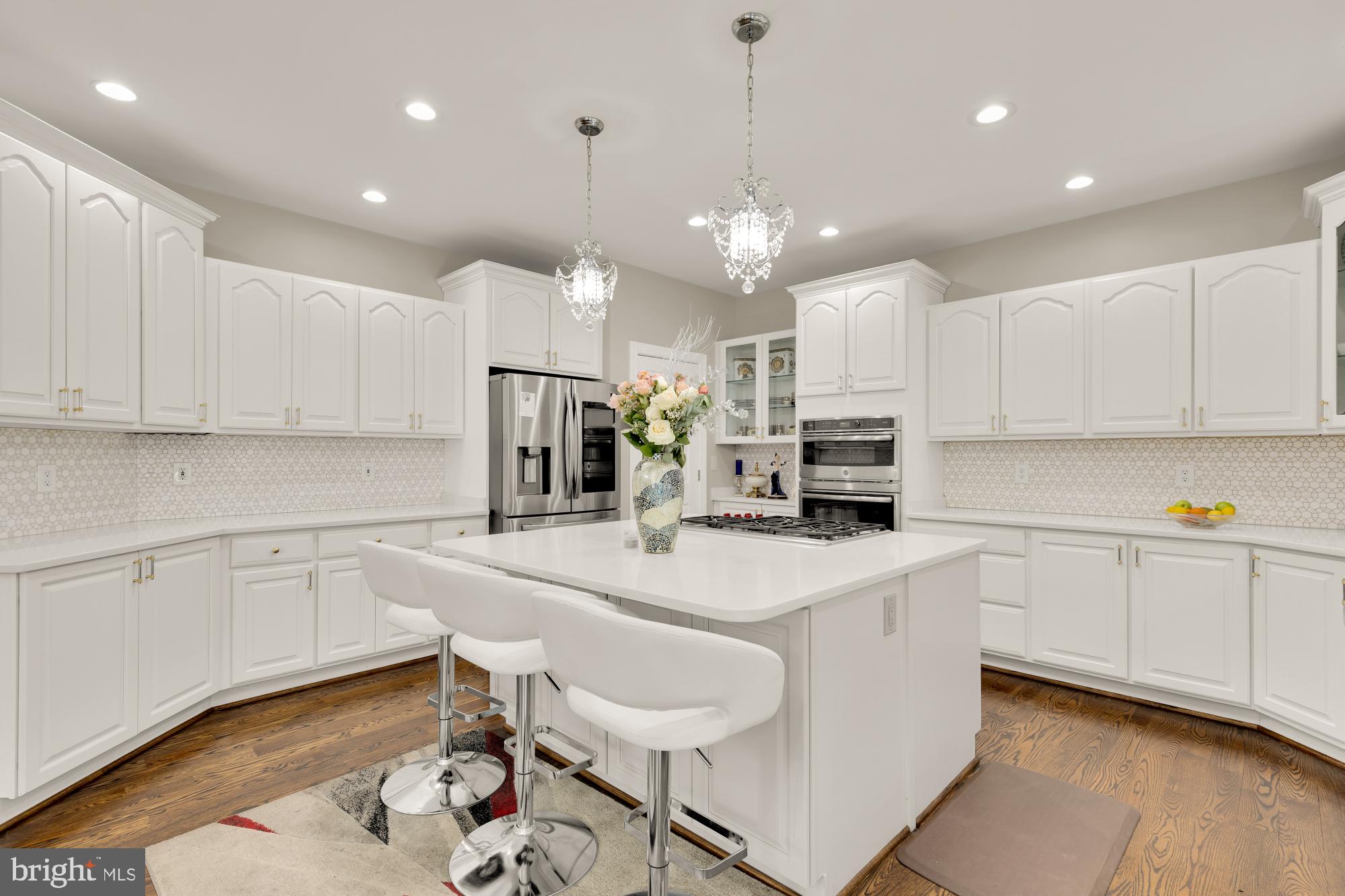 STONEY CREEK ESTATES - Residential