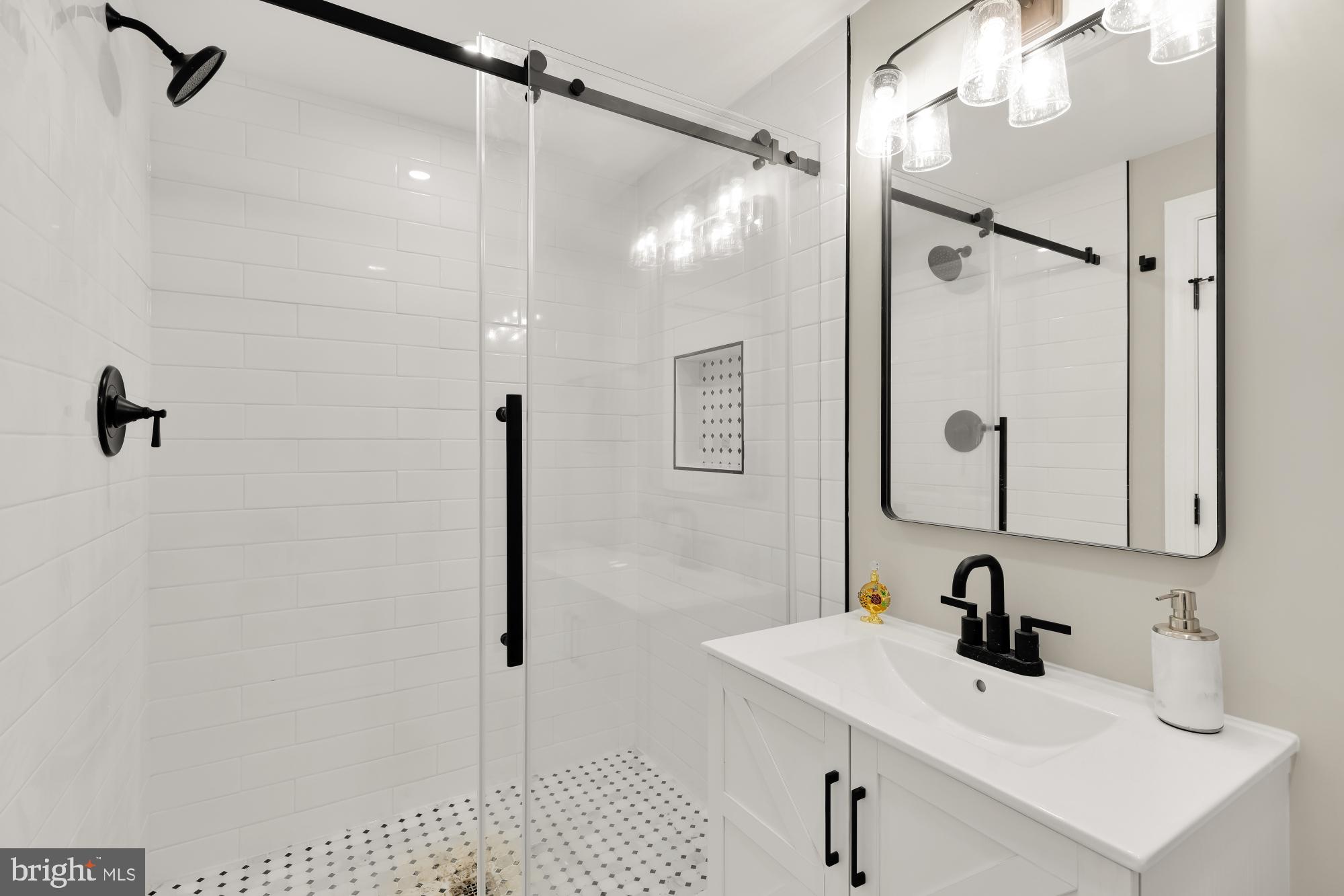 STONEY CREEK ESTATES - Residential