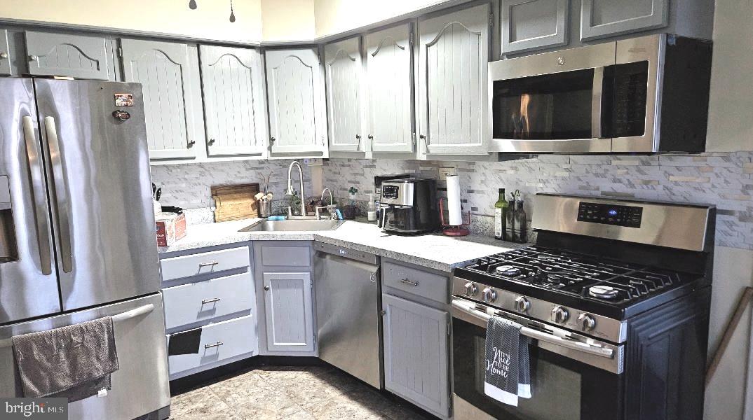 BURHOLME - Residential