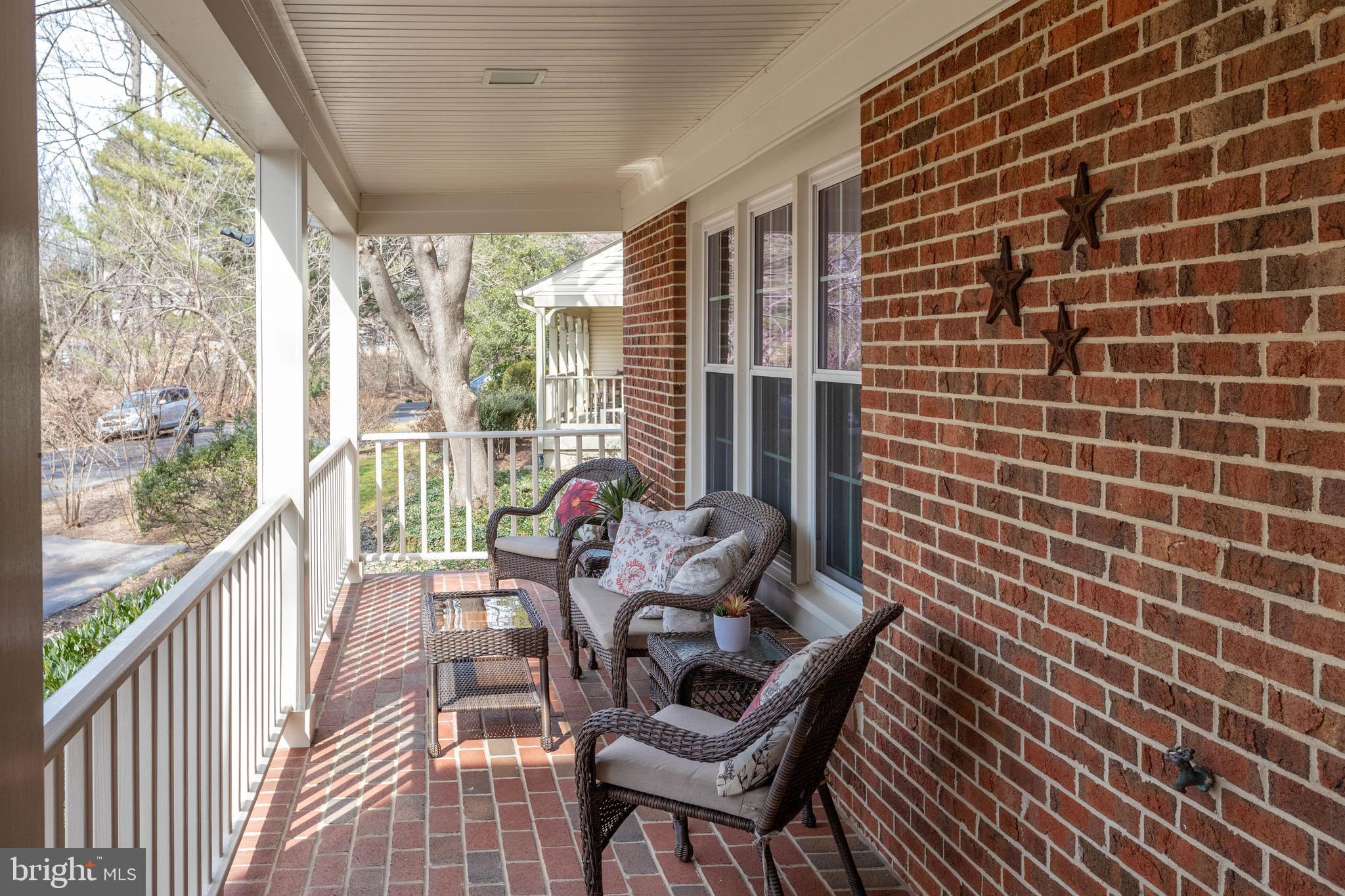 BURKE CENTRE - Residential