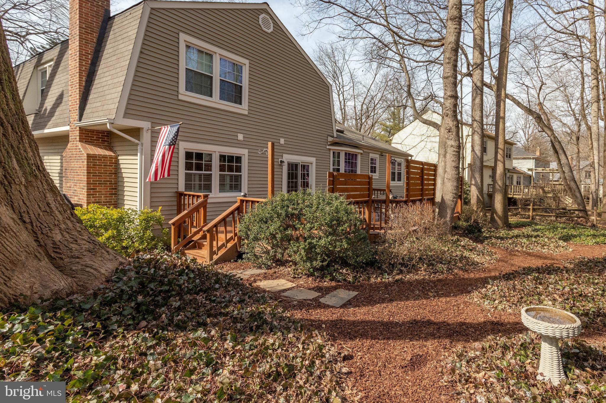 BURKE CENTRE - Residential