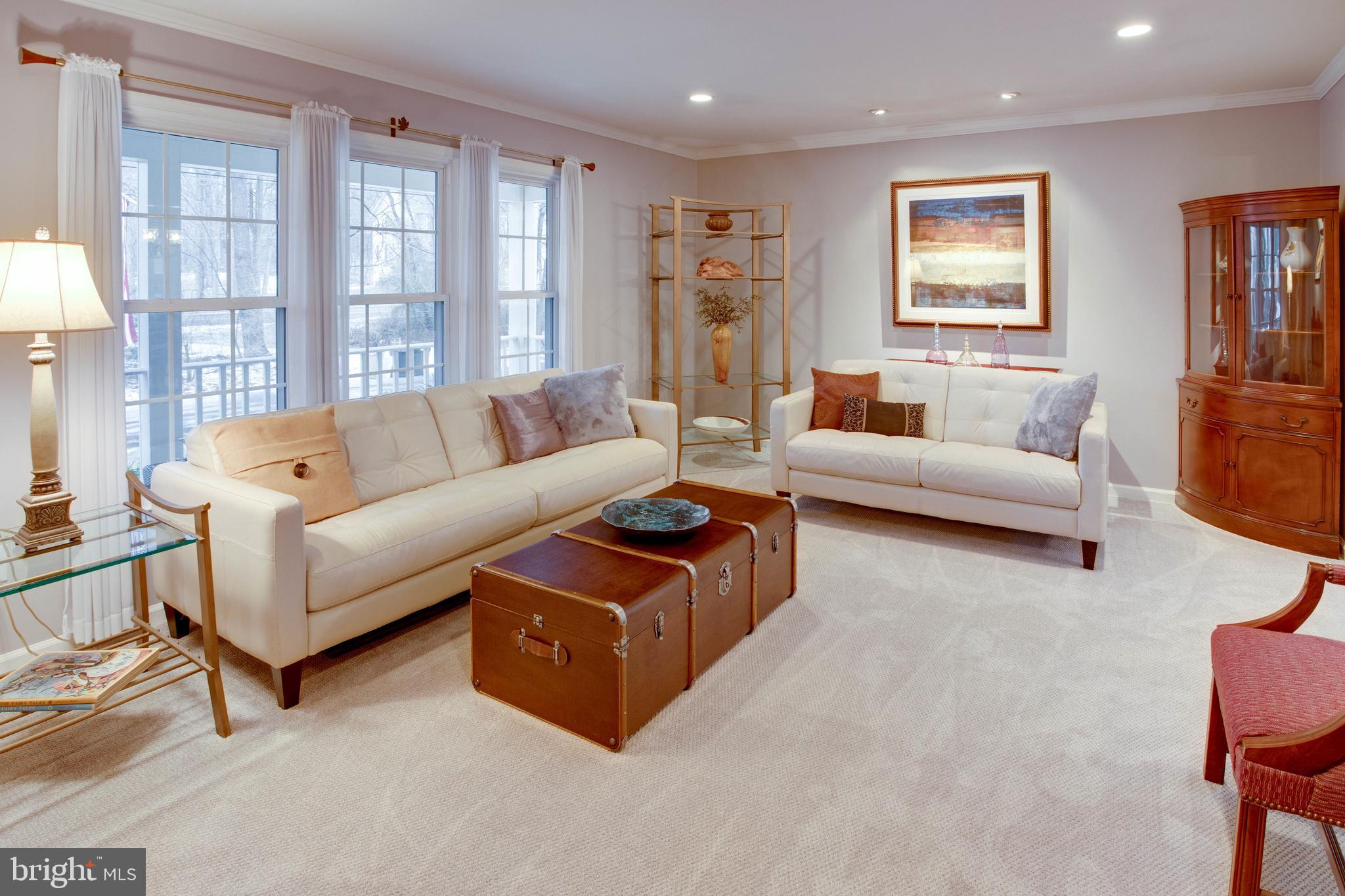 BURKE CENTRE - Residential