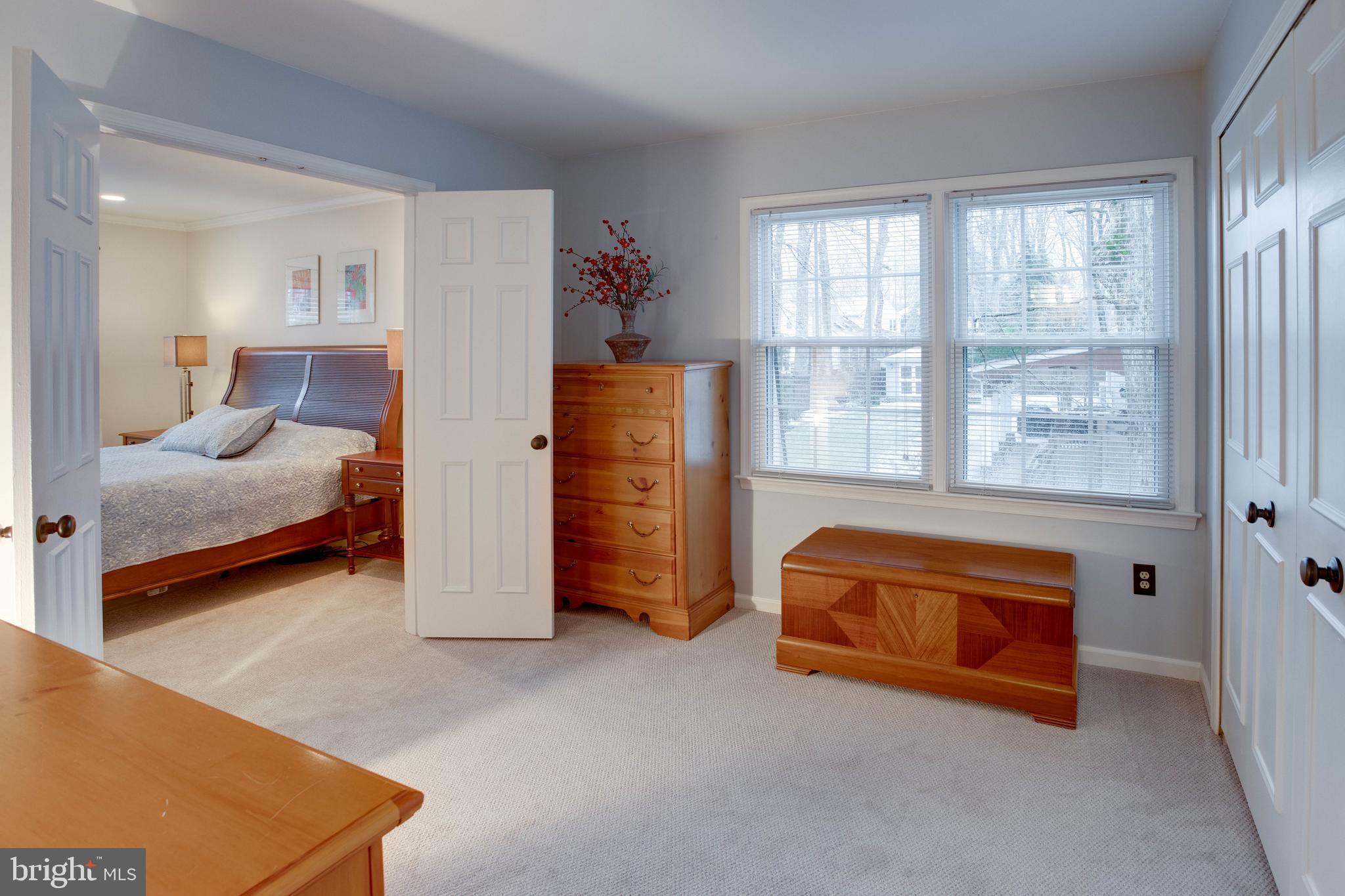 BURKE CENTRE - Residential