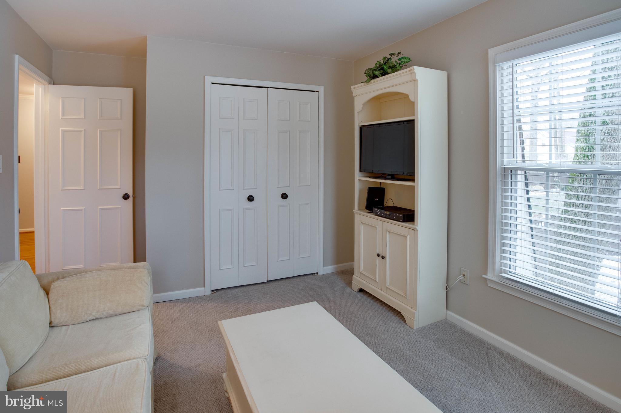 BURKE CENTRE - Residential