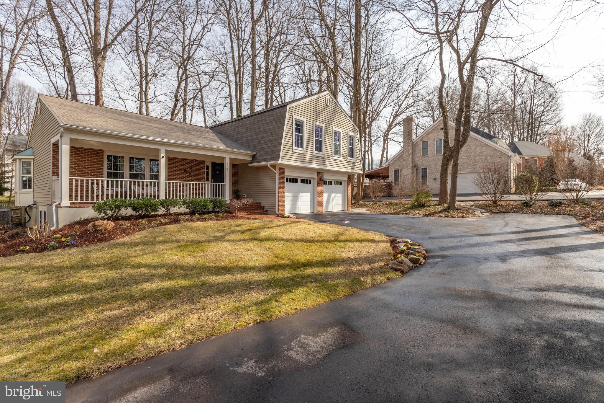 BURKE CENTRE - Residential