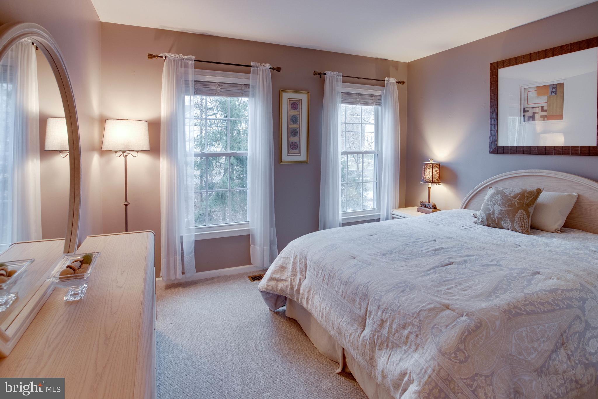 BURKE CENTRE - Residential