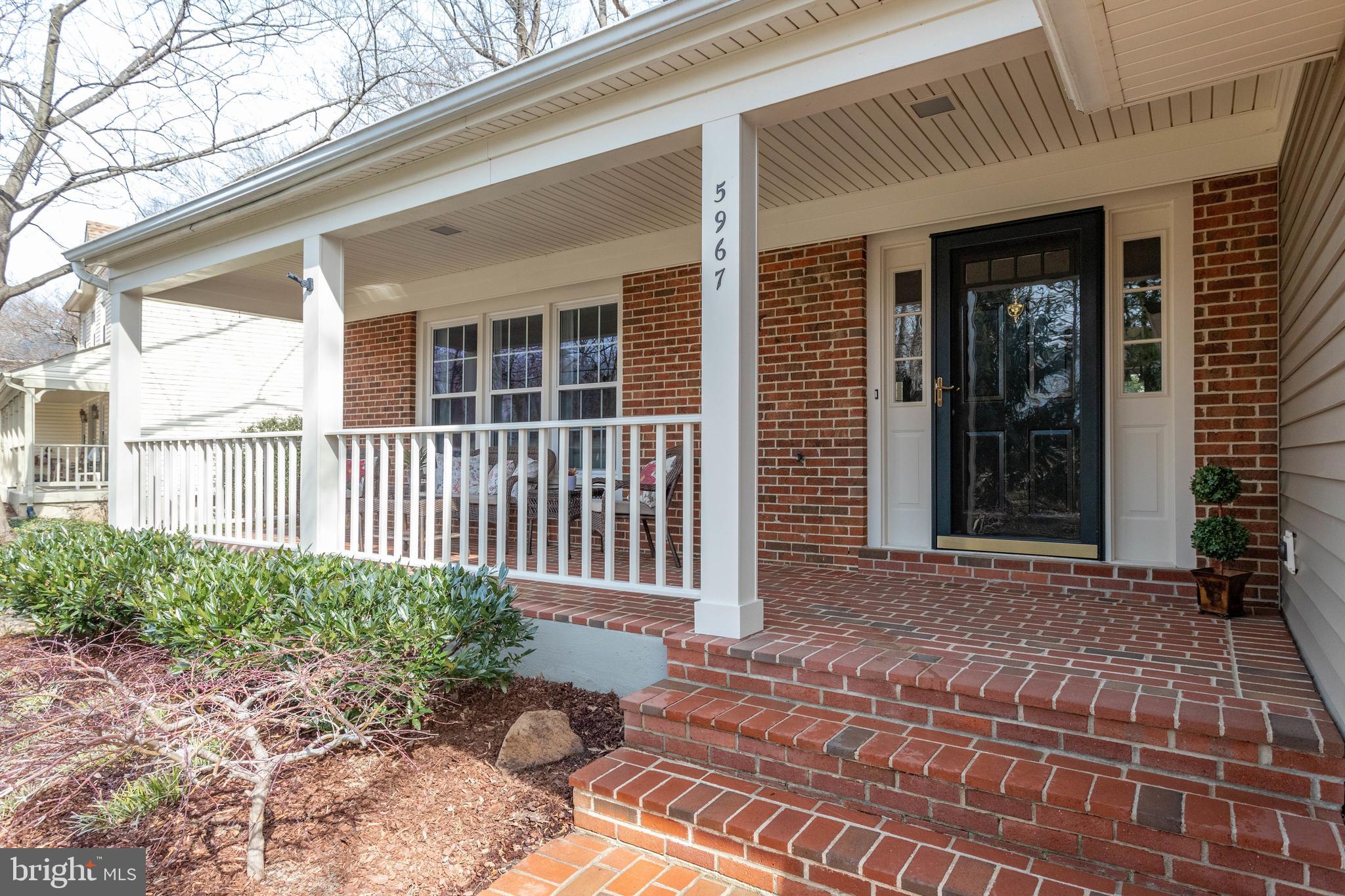 BURKE CENTRE - Residential