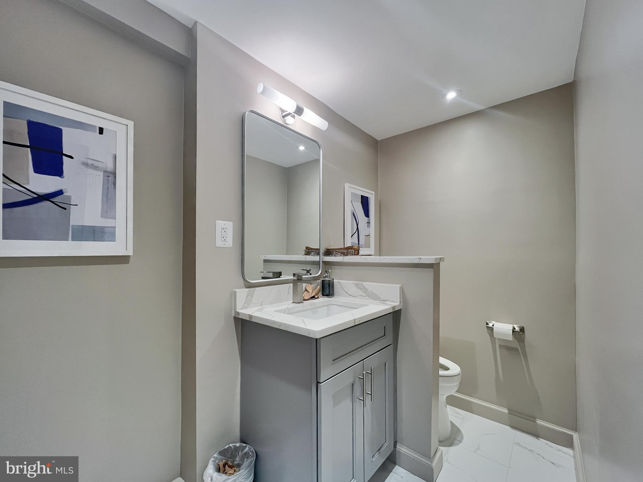 CARLYN PLACE - Residential