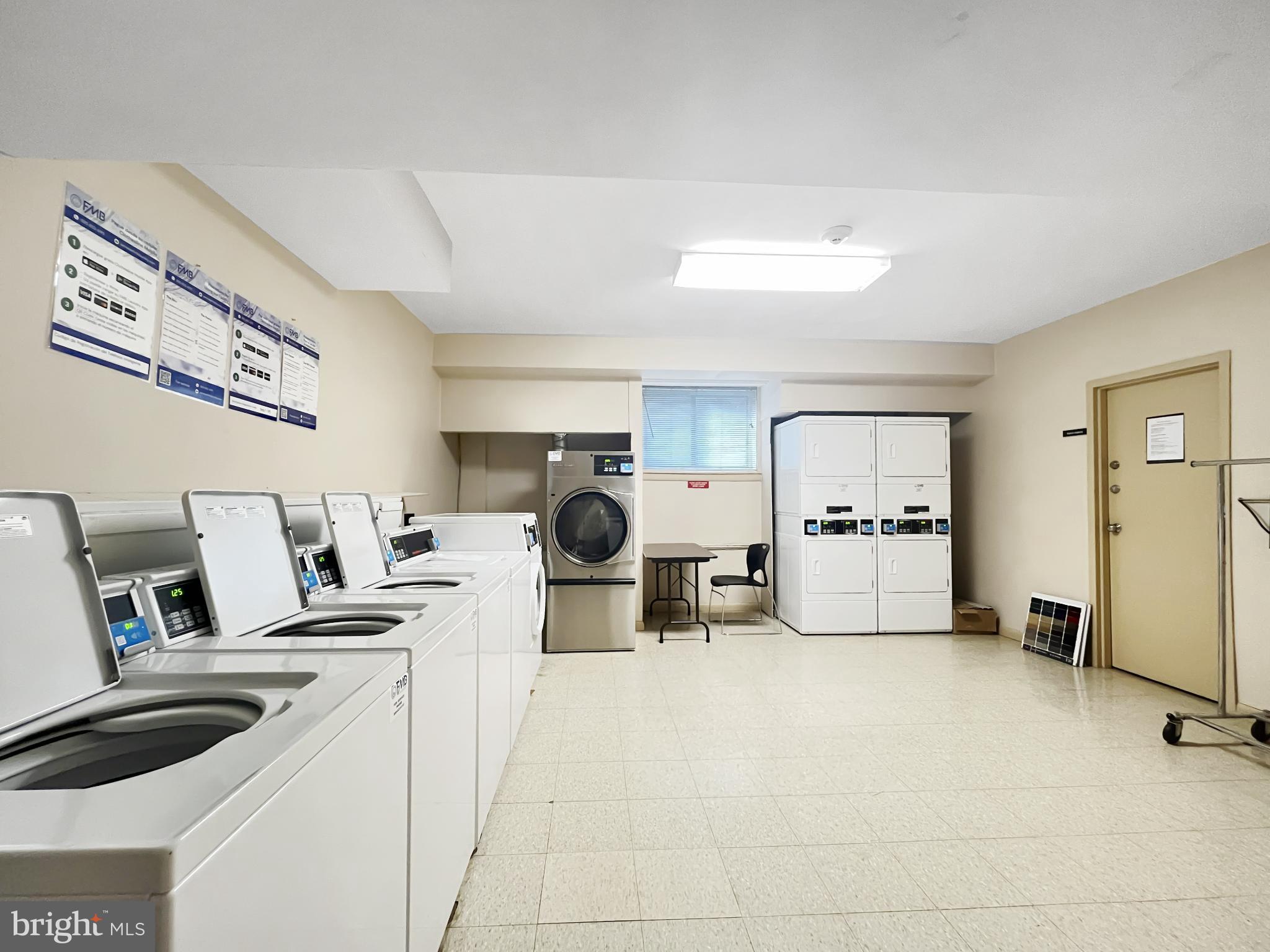 CARLYN PLACE - Residential