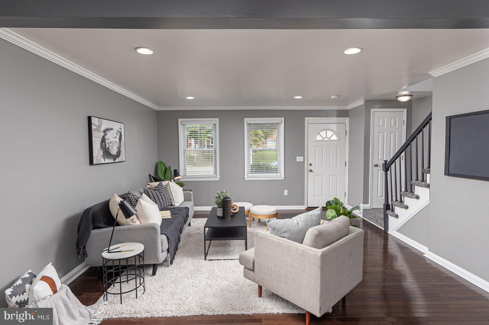 IDLEWOOD - Residential