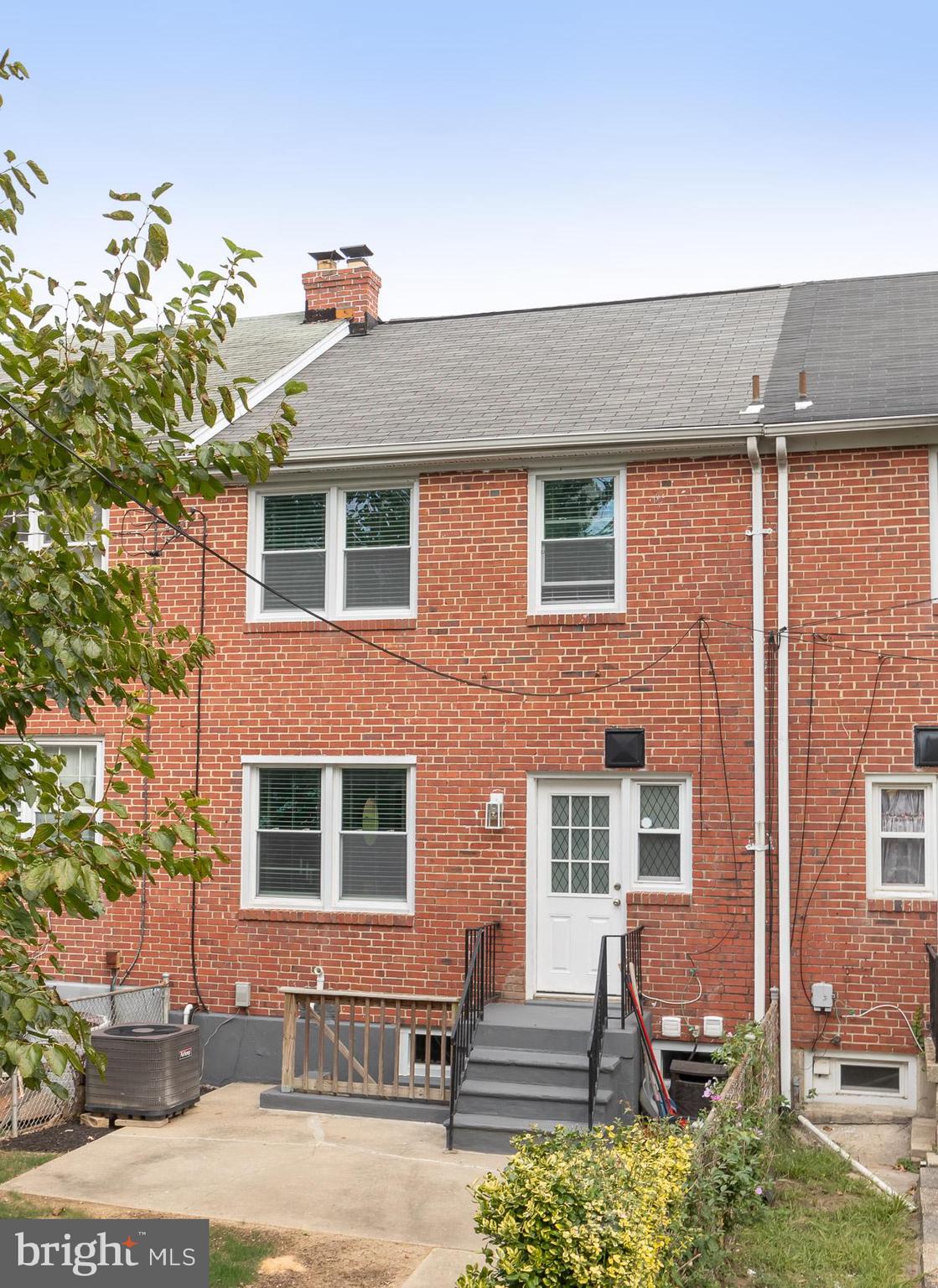 IDLEWOOD - Residential