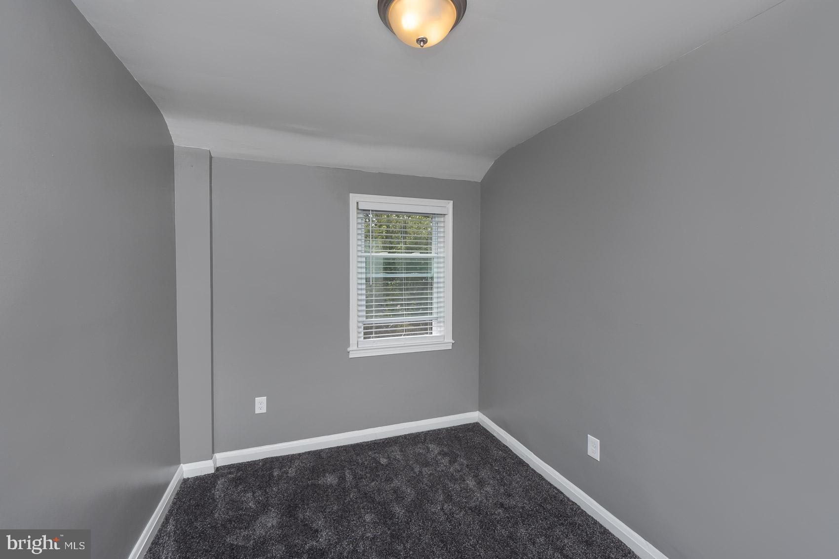 IDLEWOOD - Residential