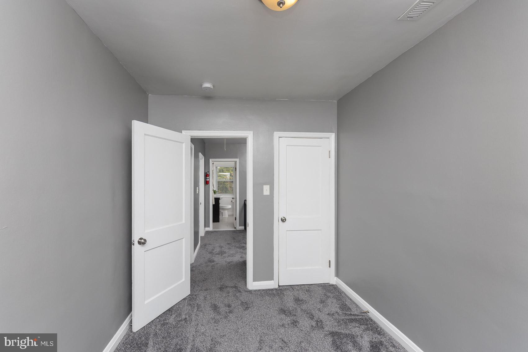 IDLEWOOD - Residential