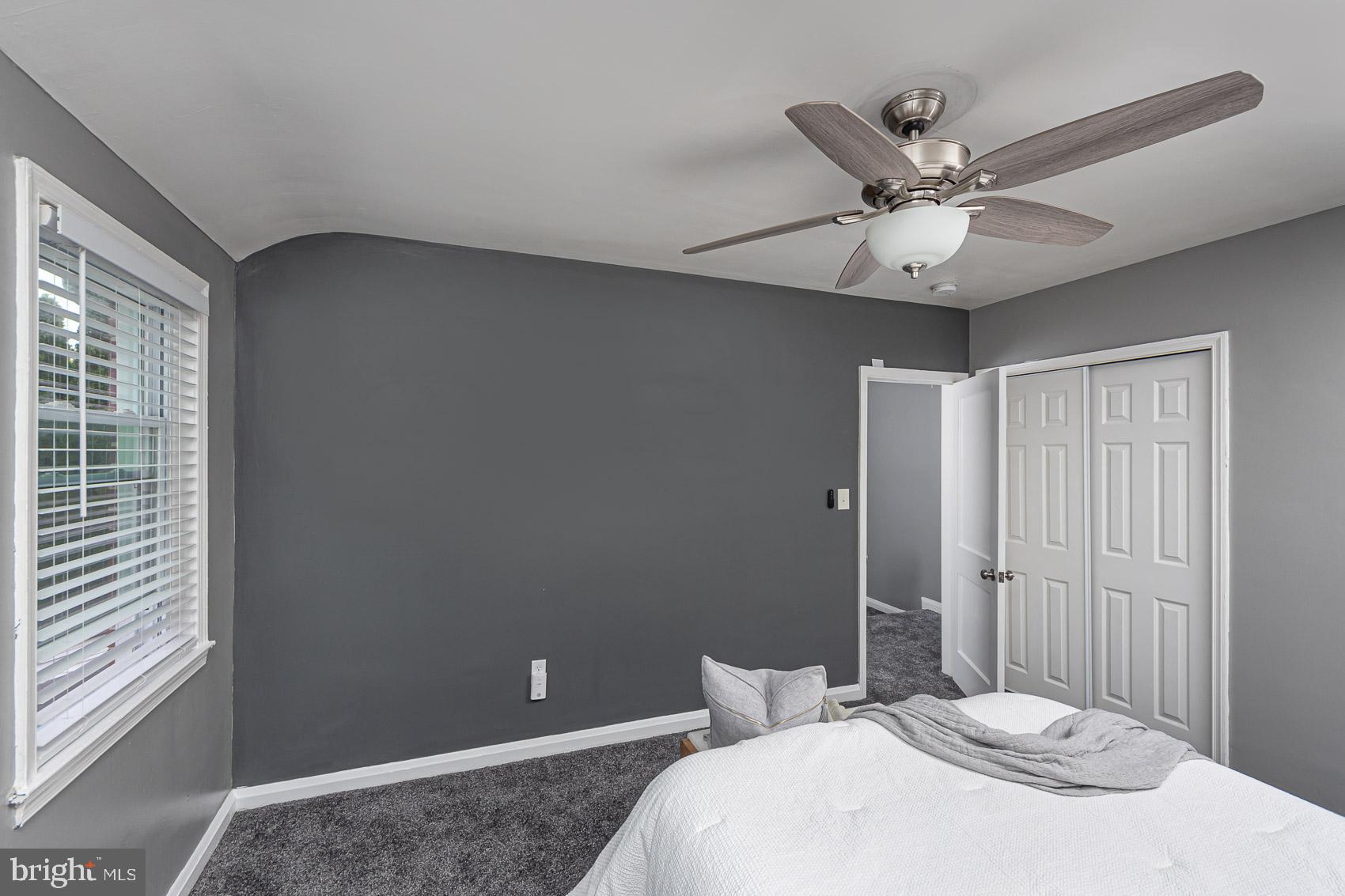 IDLEWOOD - Residential