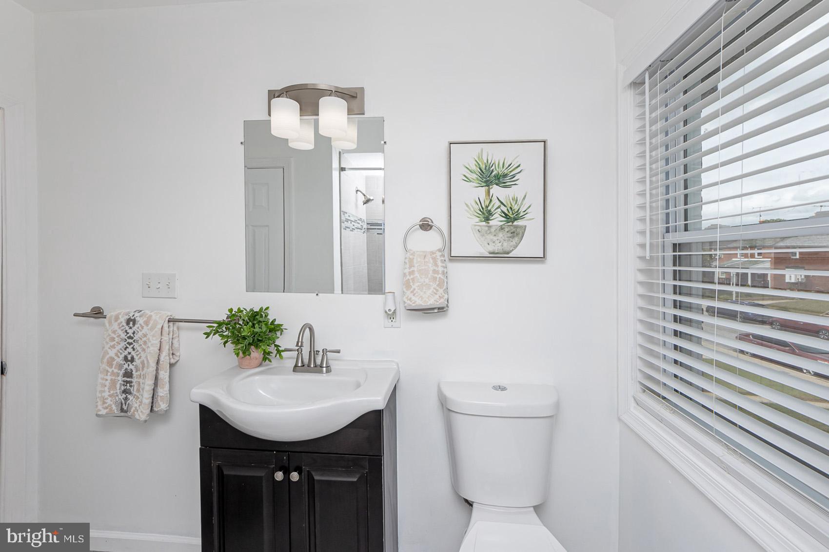 IDLEWOOD - Residential