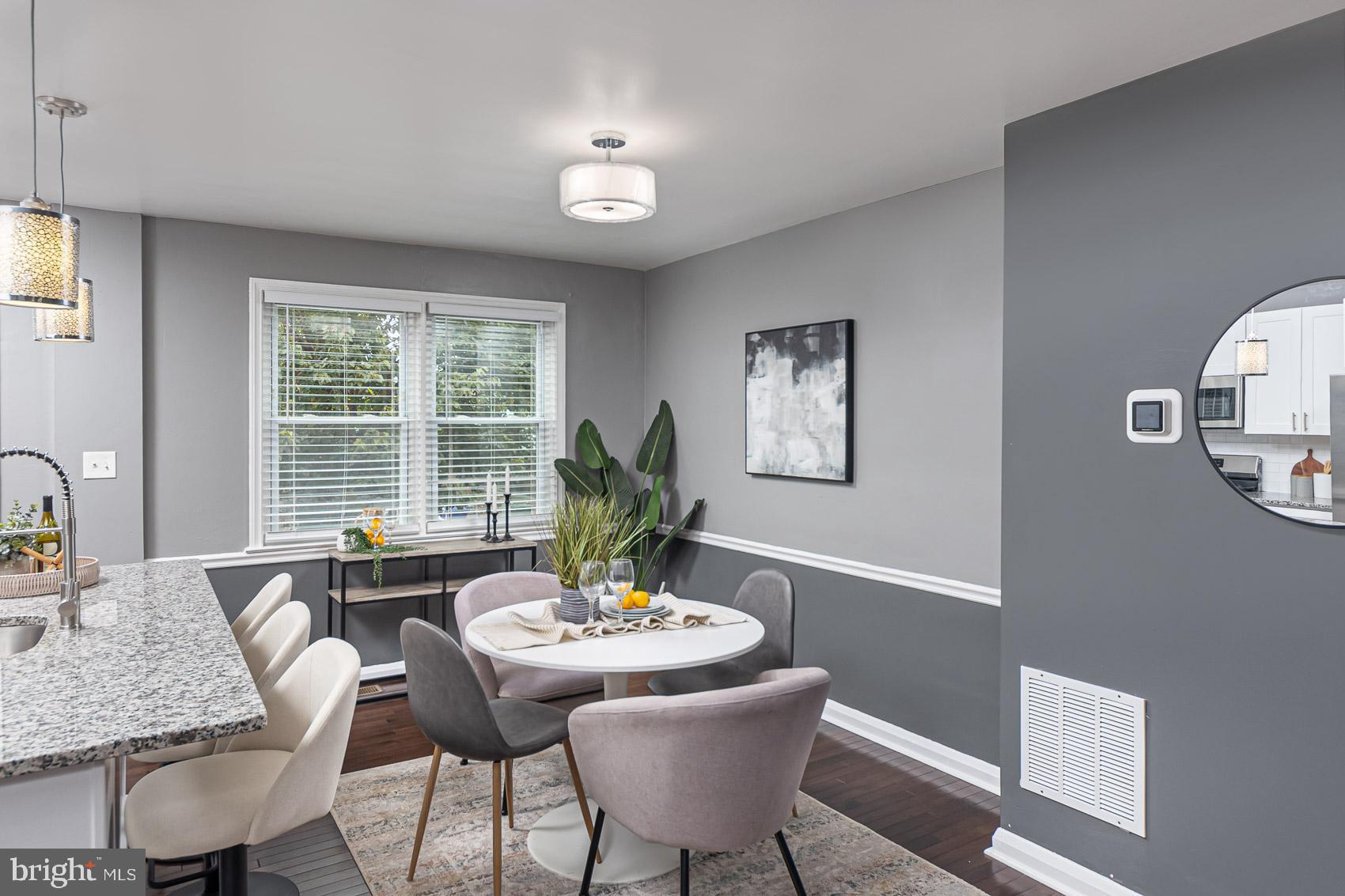 IDLEWOOD - Residential