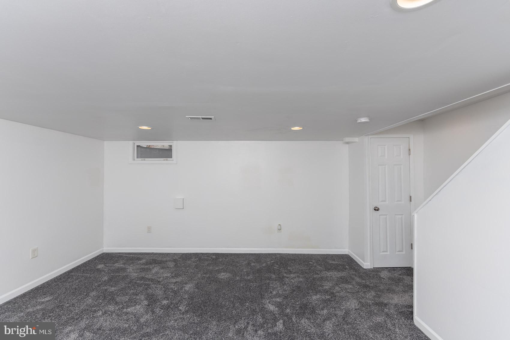 IDLEWOOD - Residential