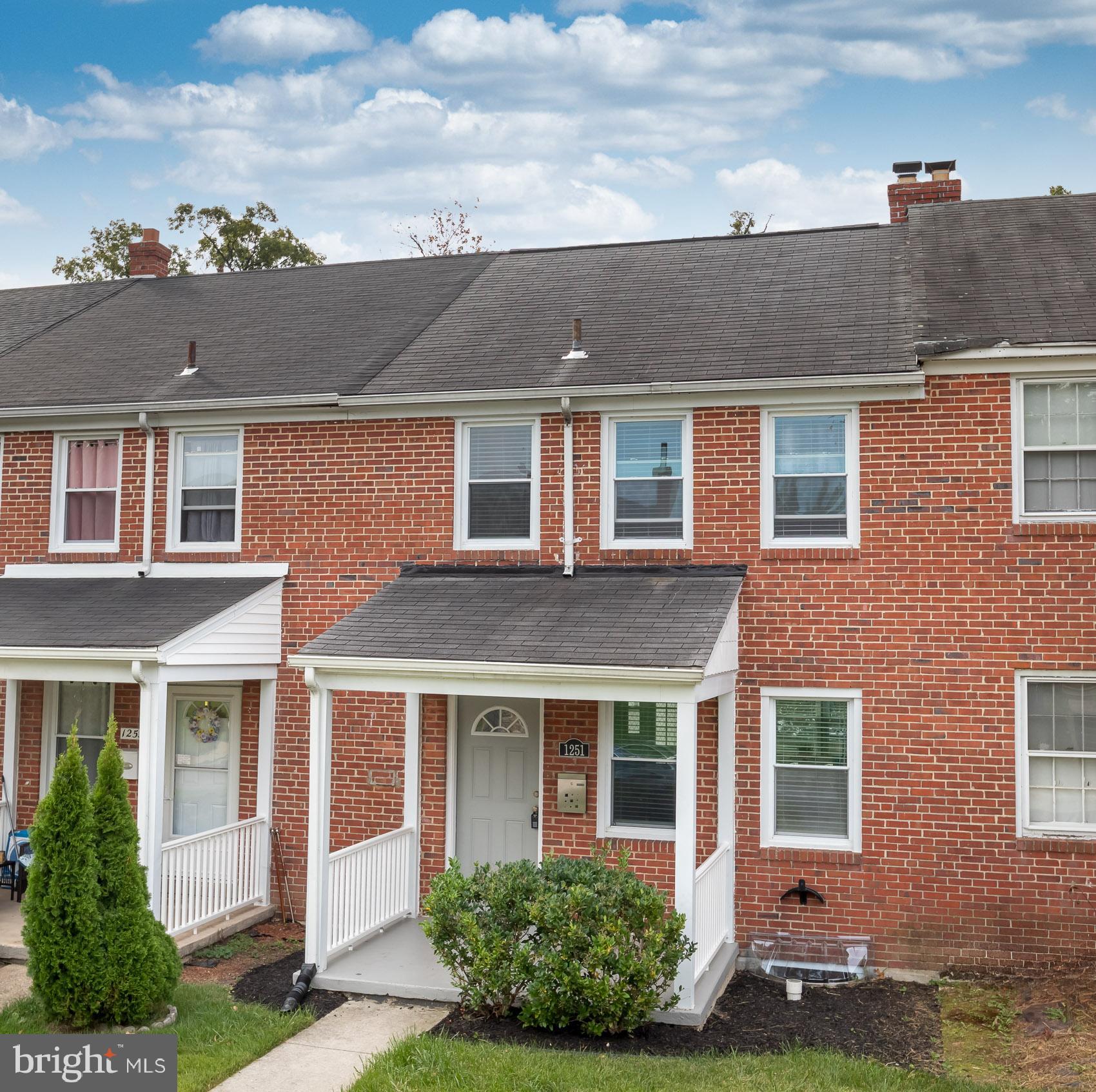 IDLEWOOD - Residential