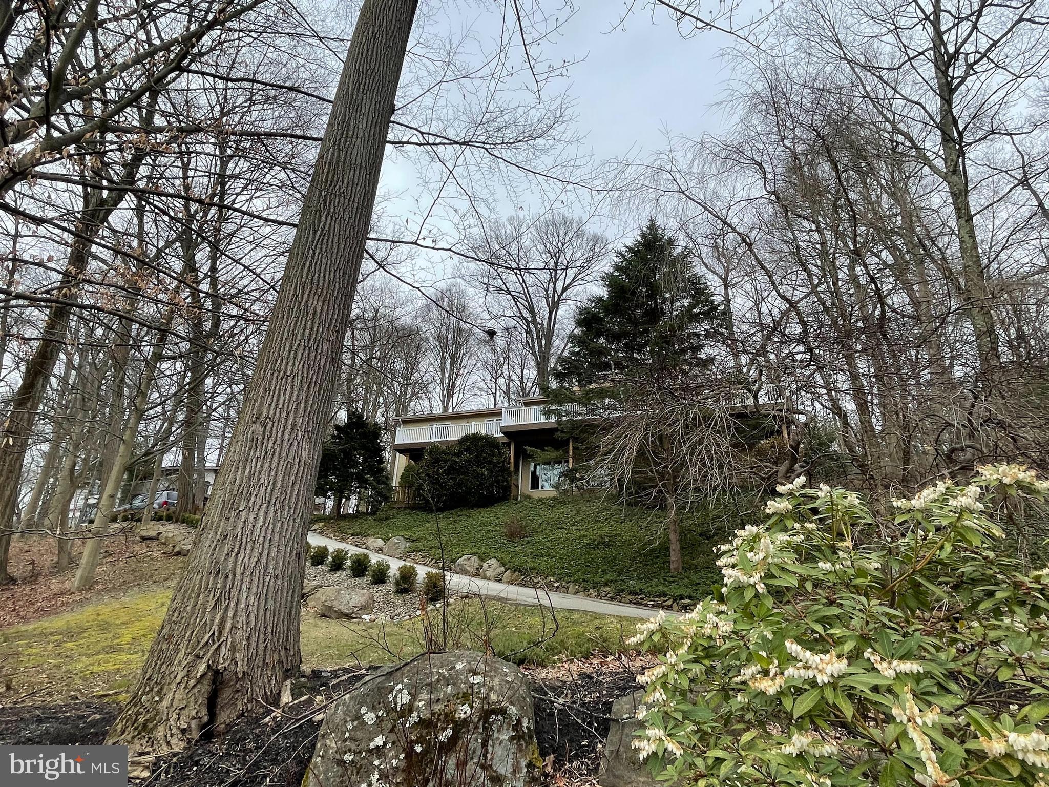 NEWTOWN SQ - Residential Lease