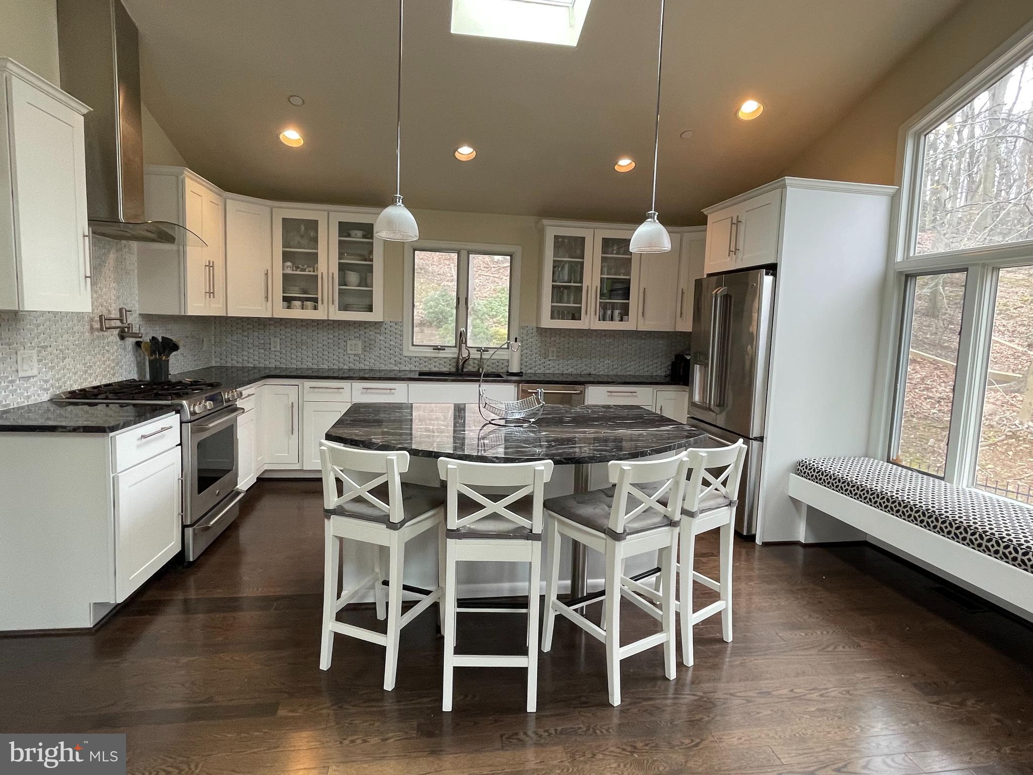 NEWTOWN SQ - Residential Lease