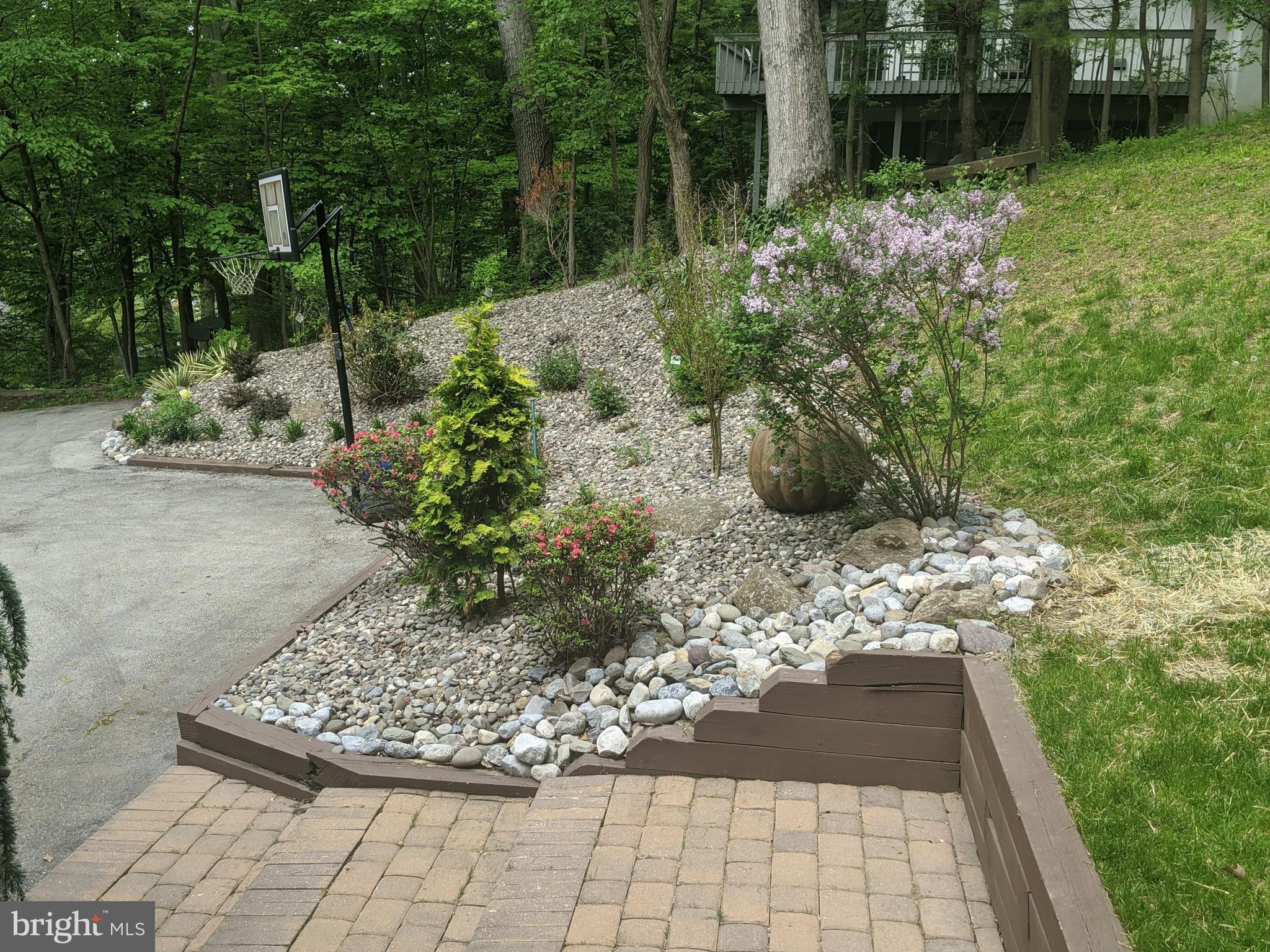 NEWTOWN SQ - Residential Lease