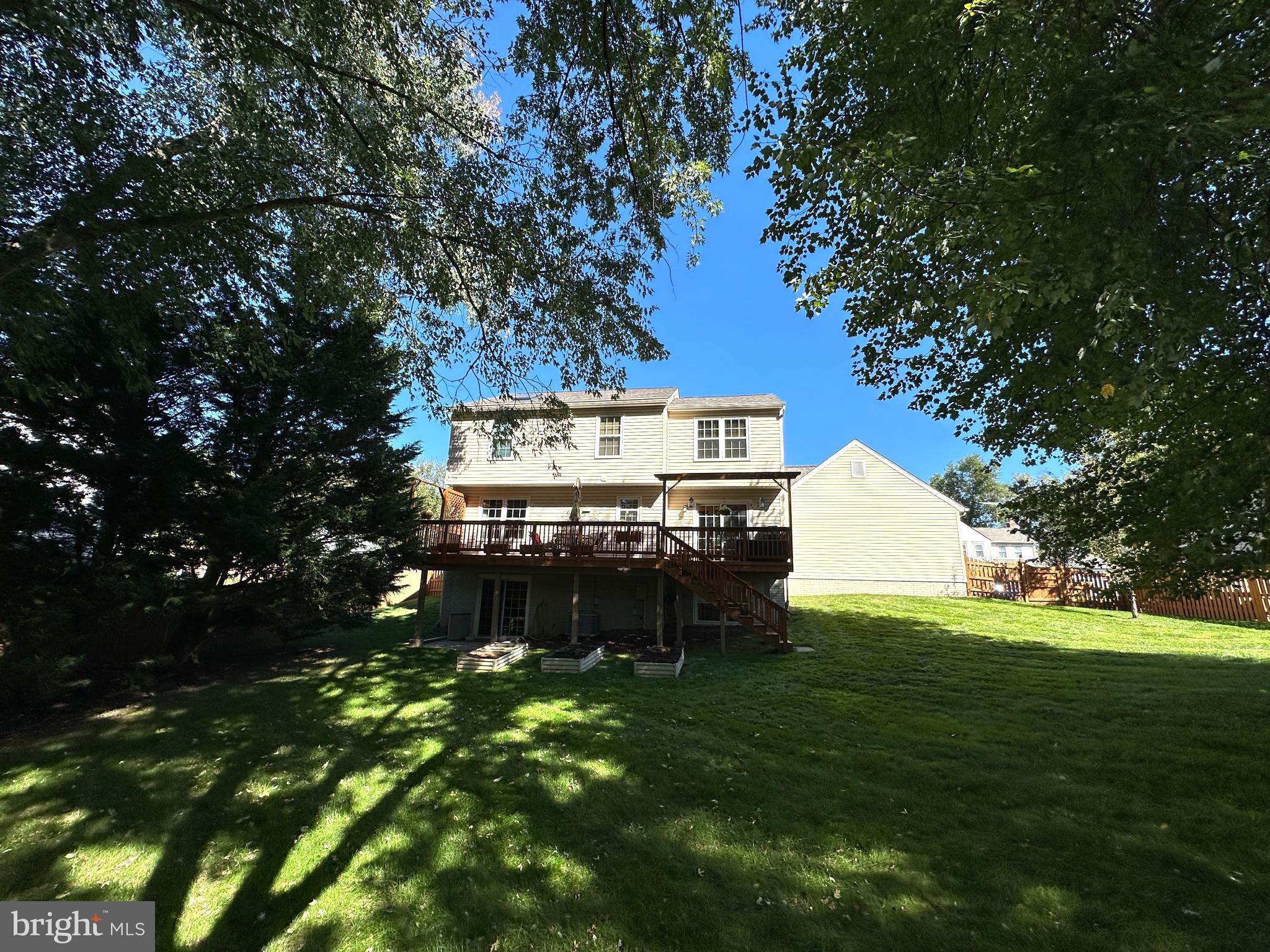 332 SILVER RIDGE DRIVE