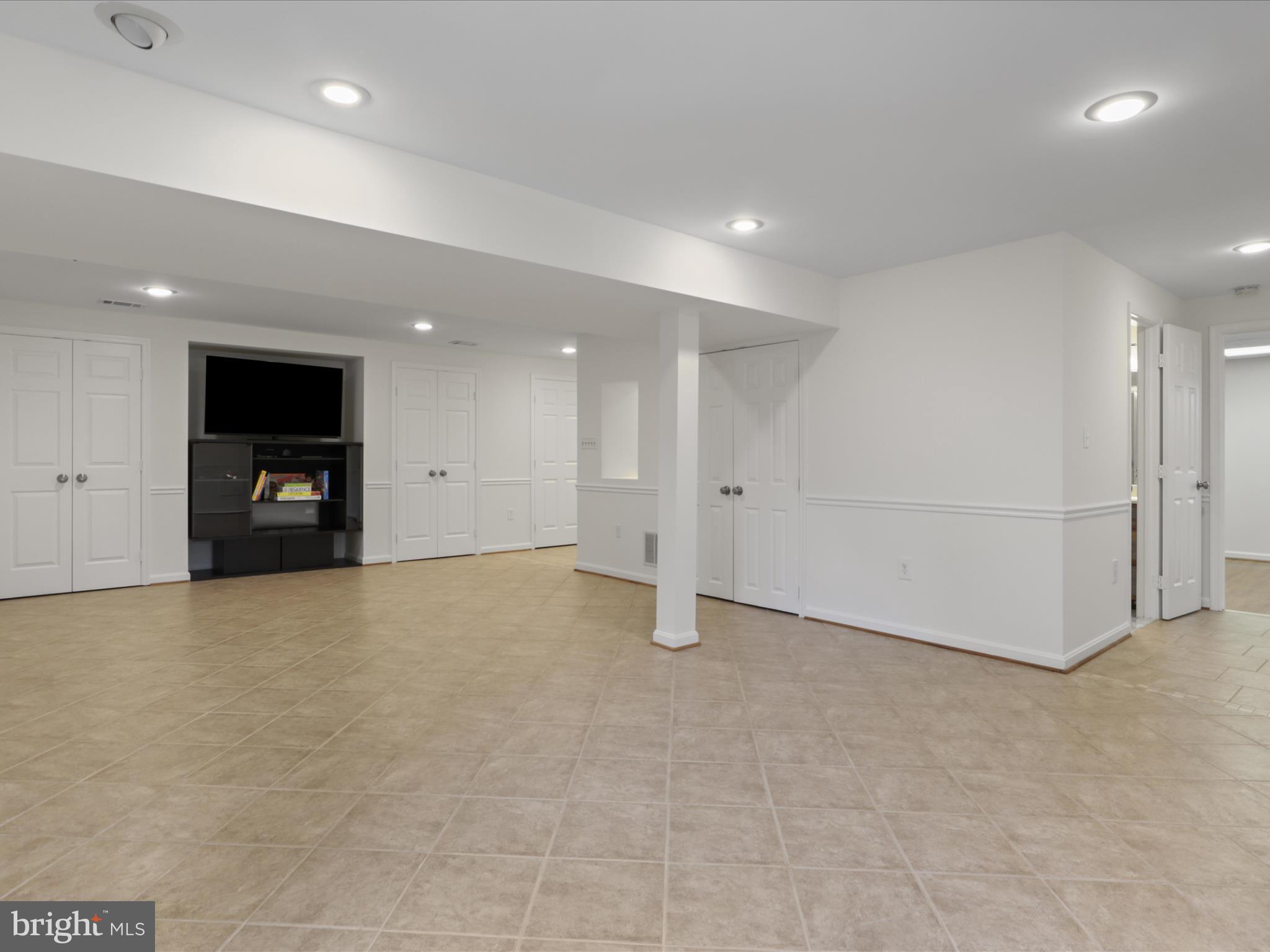 SENECA RIDGE - Residential