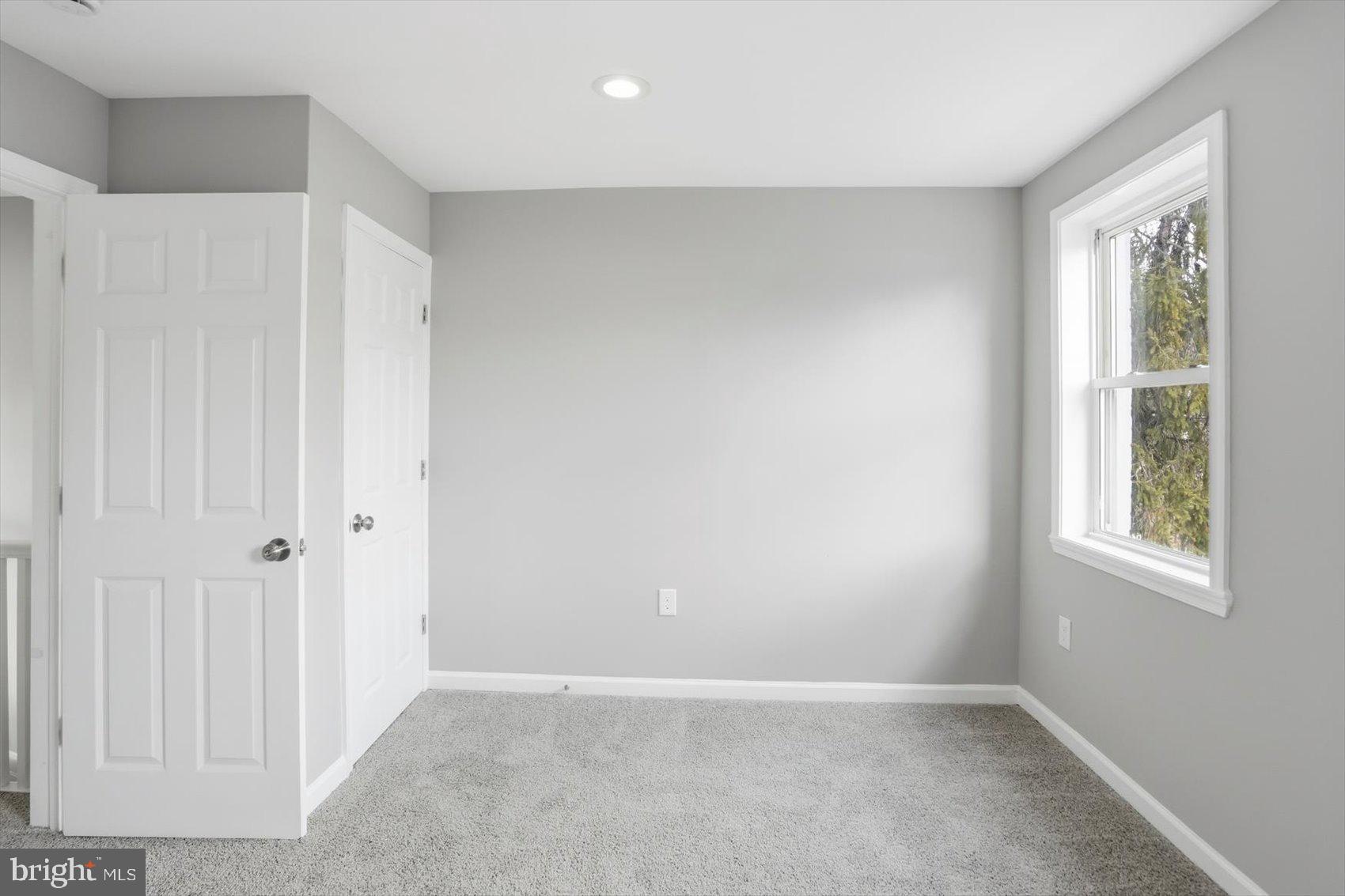 WAVERLY - Residential