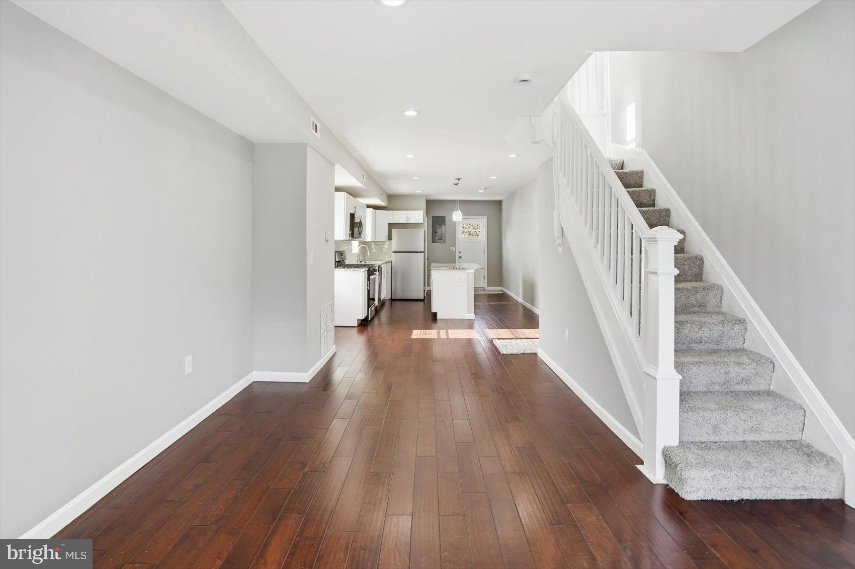 WAVERLY - Residential