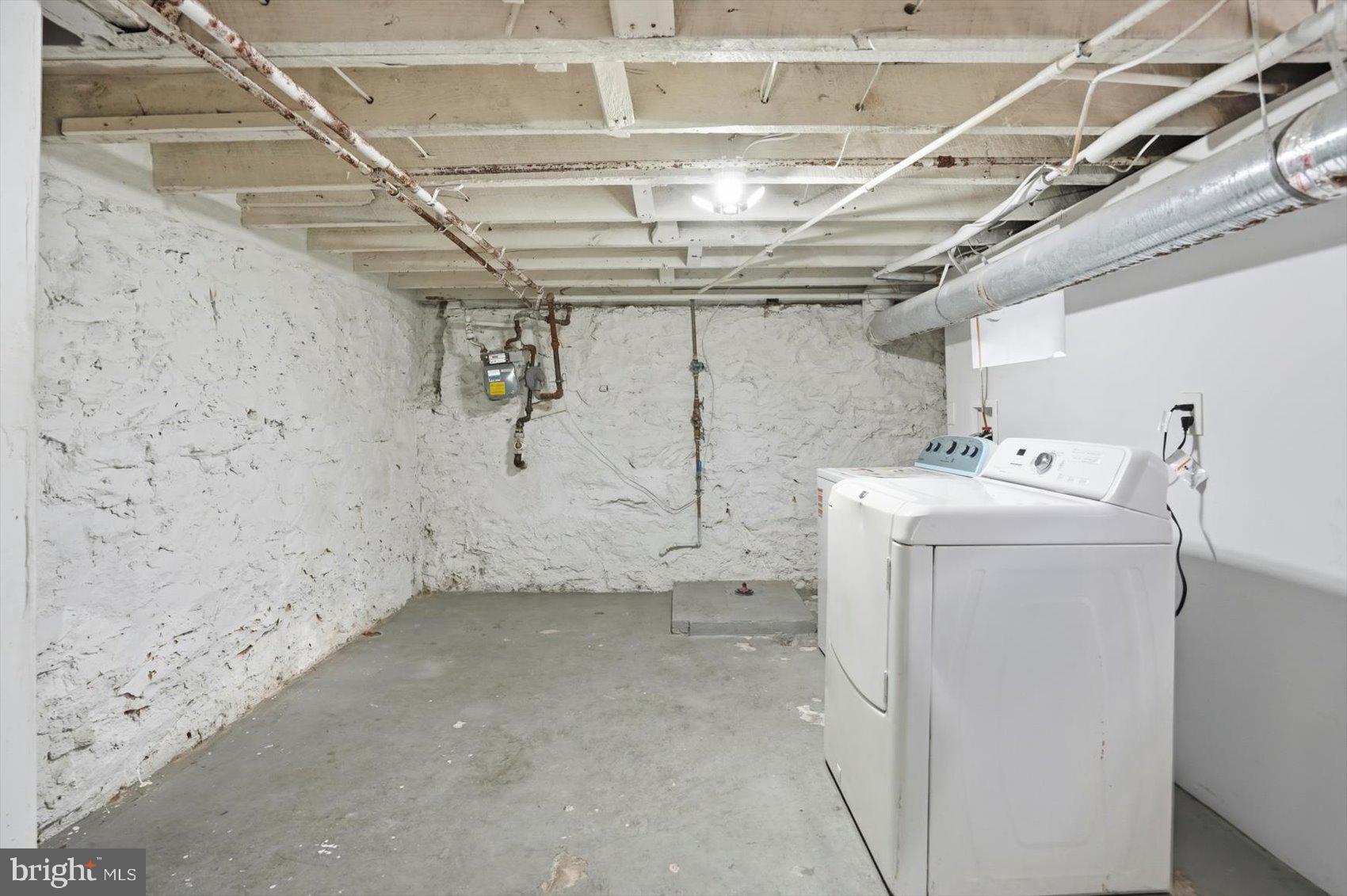 WAVERLY - Residential