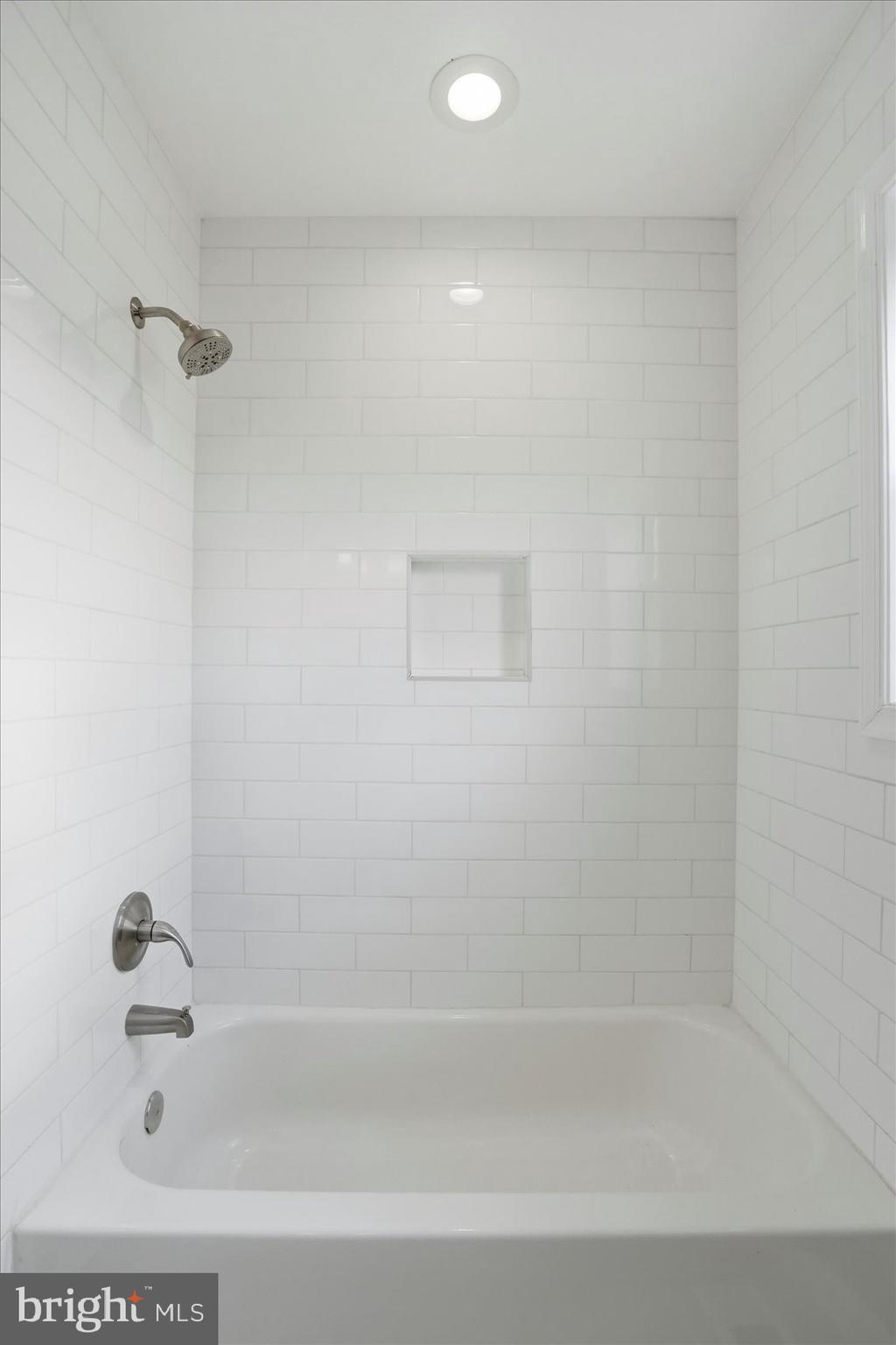 WAVERLY - Residential