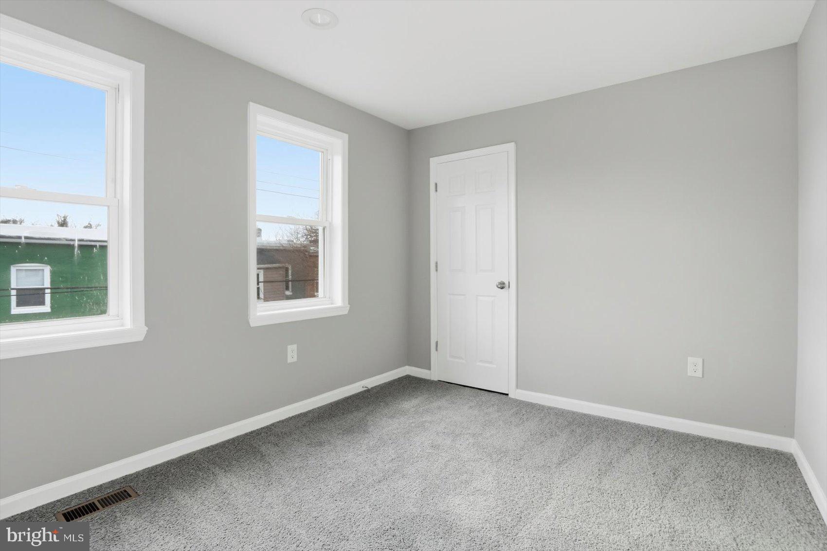 WAVERLY - Residential