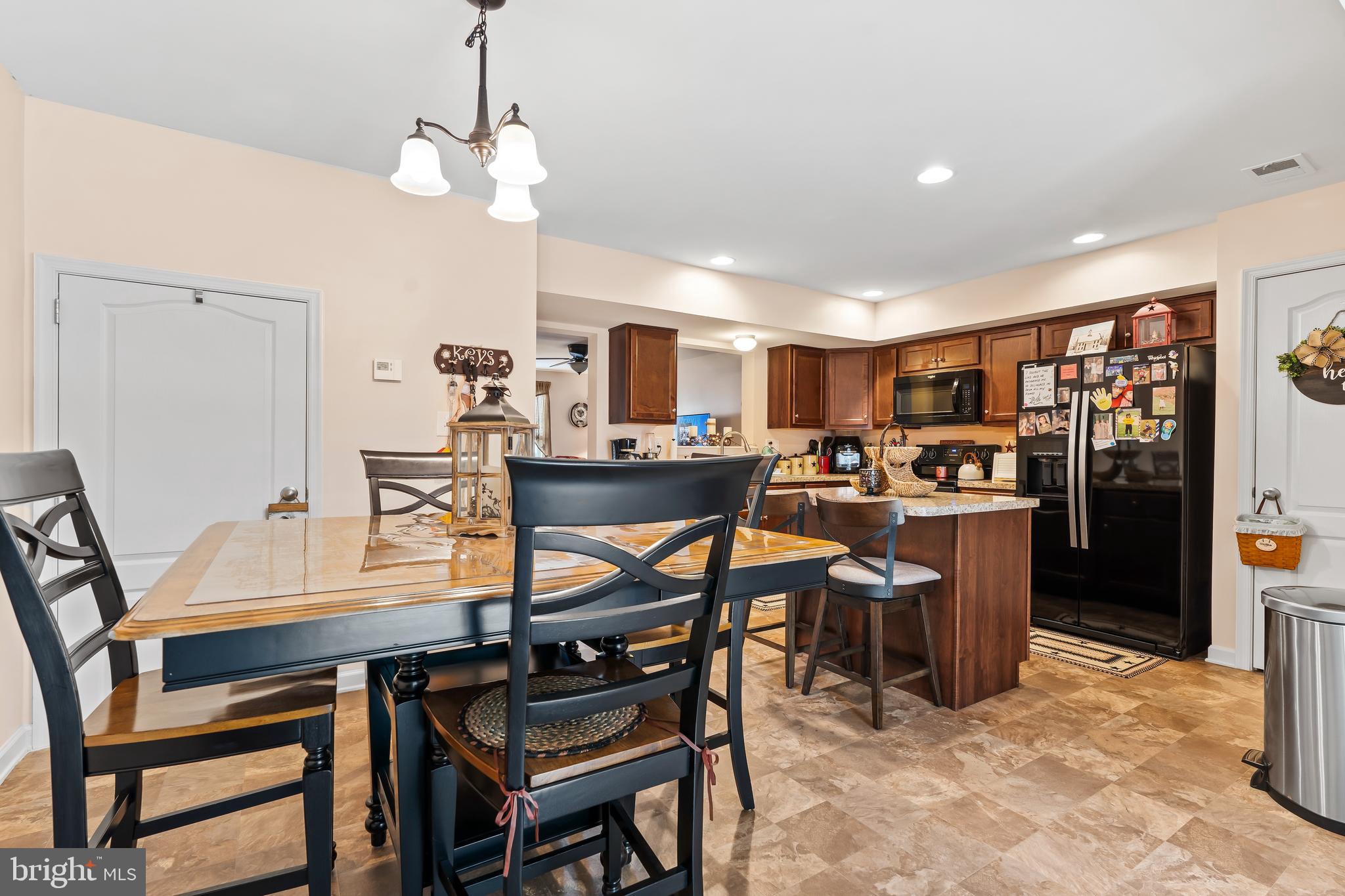 MANOR PARK - Residential