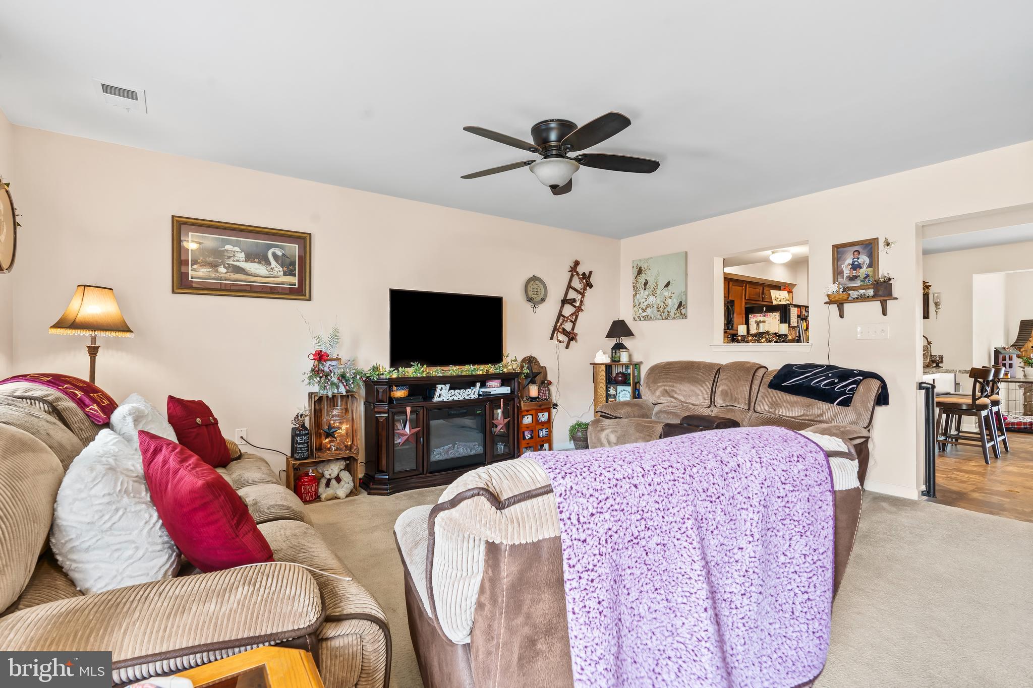 MANOR PARK - Residential