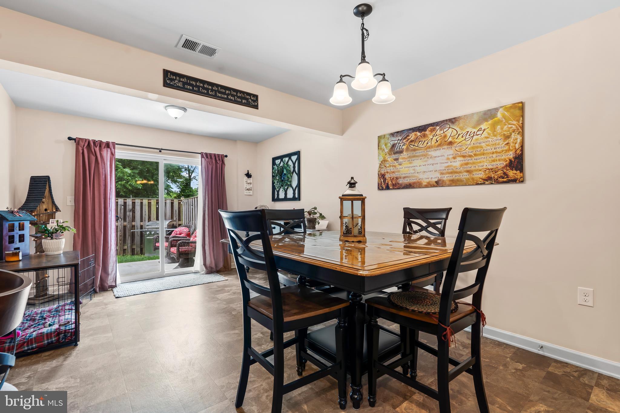 MANOR PARK - Residential