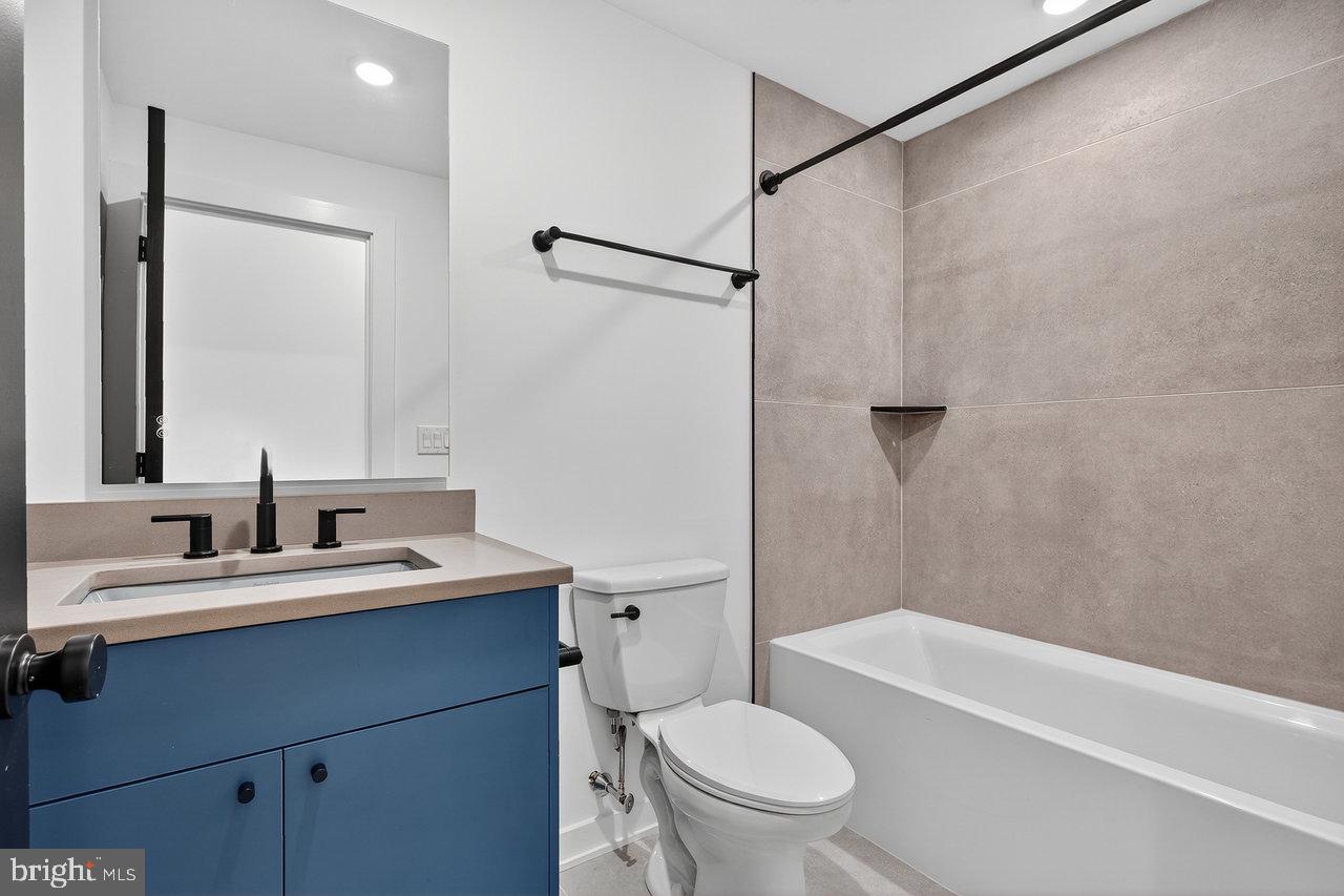 2219 N 4TH STREET 21 7