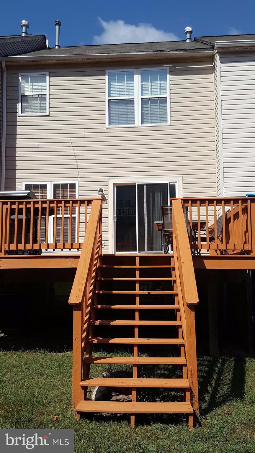 MARLTON TOWN CENTER - Residential Lease