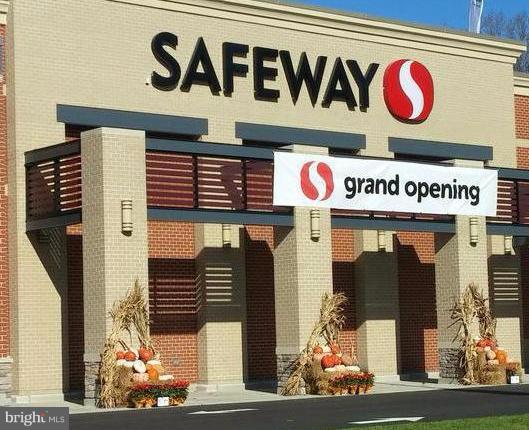 MARLTON TOWN CENTER - Residential Lease