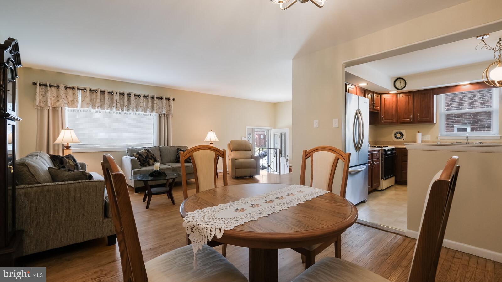 FOX CHASE - Residential