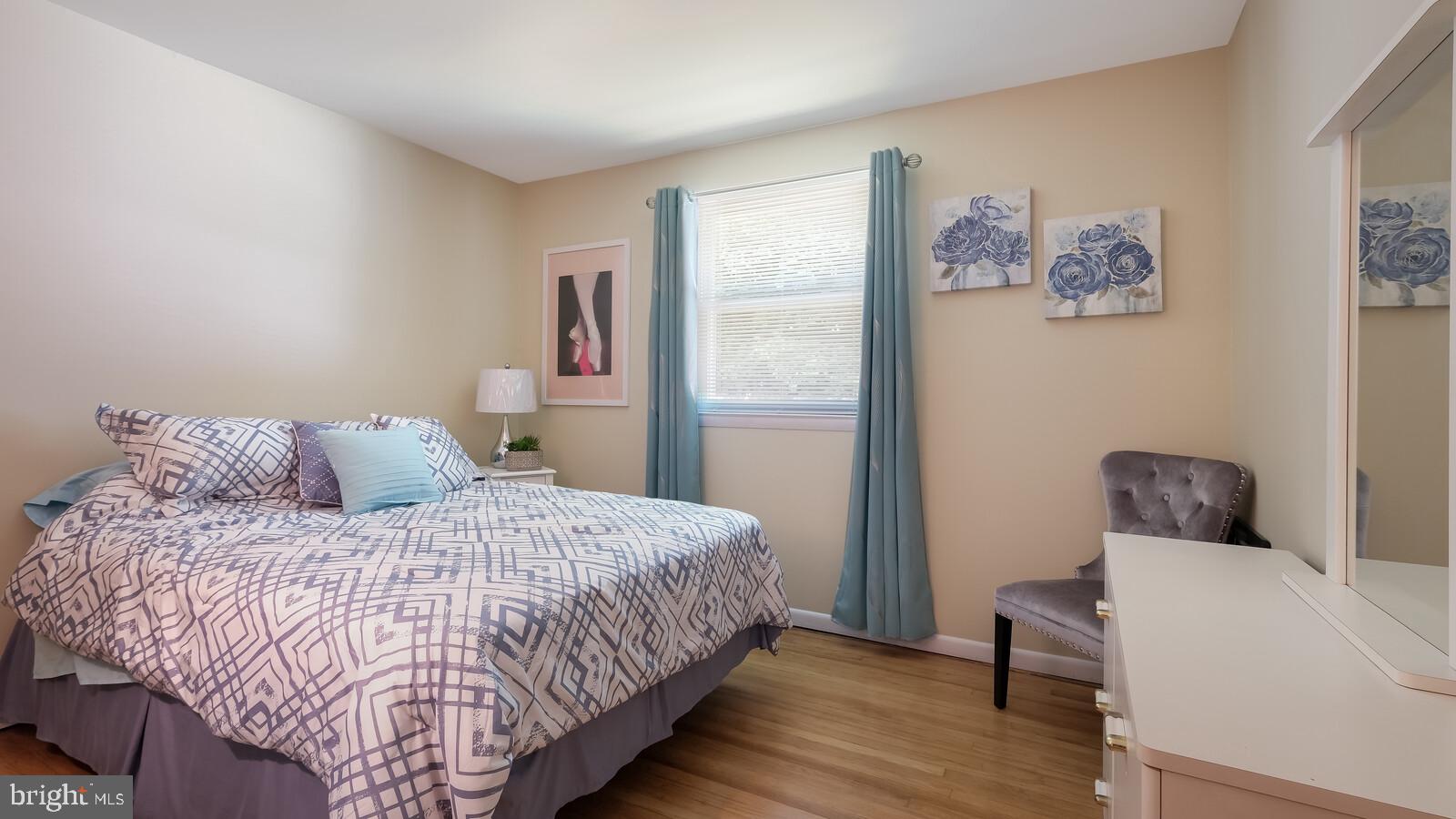 FOX CHASE - Residential