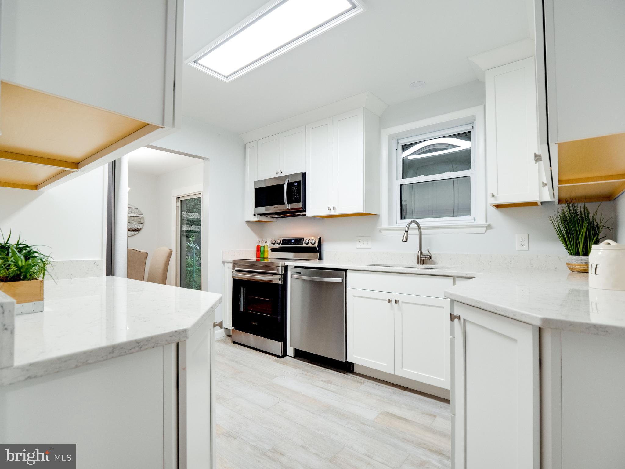 TEMPLE WOODS - Residential