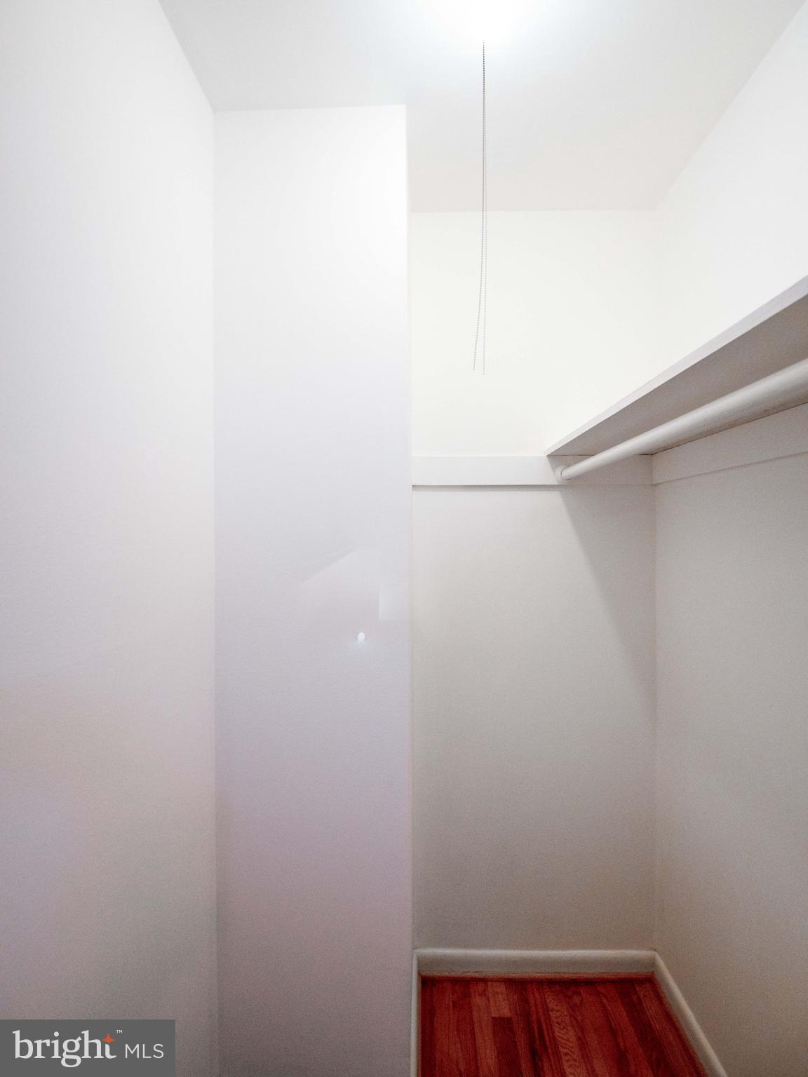 TEMPLE WOODS - Residential