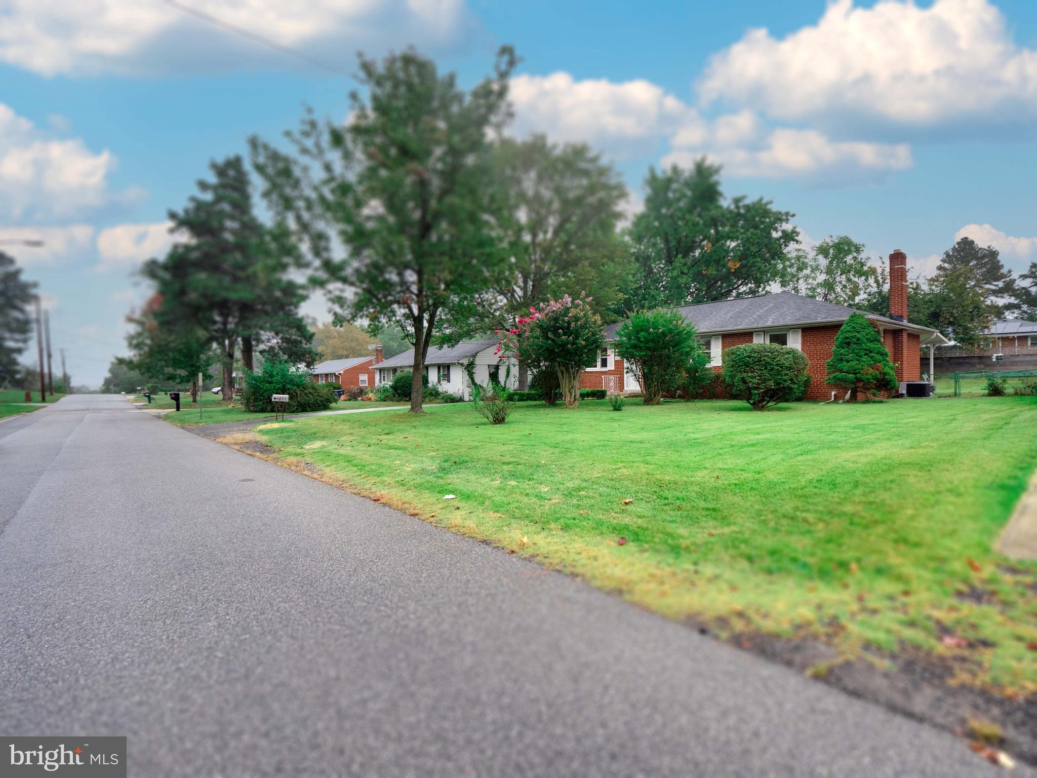 TEMPLE WOODS - Residential