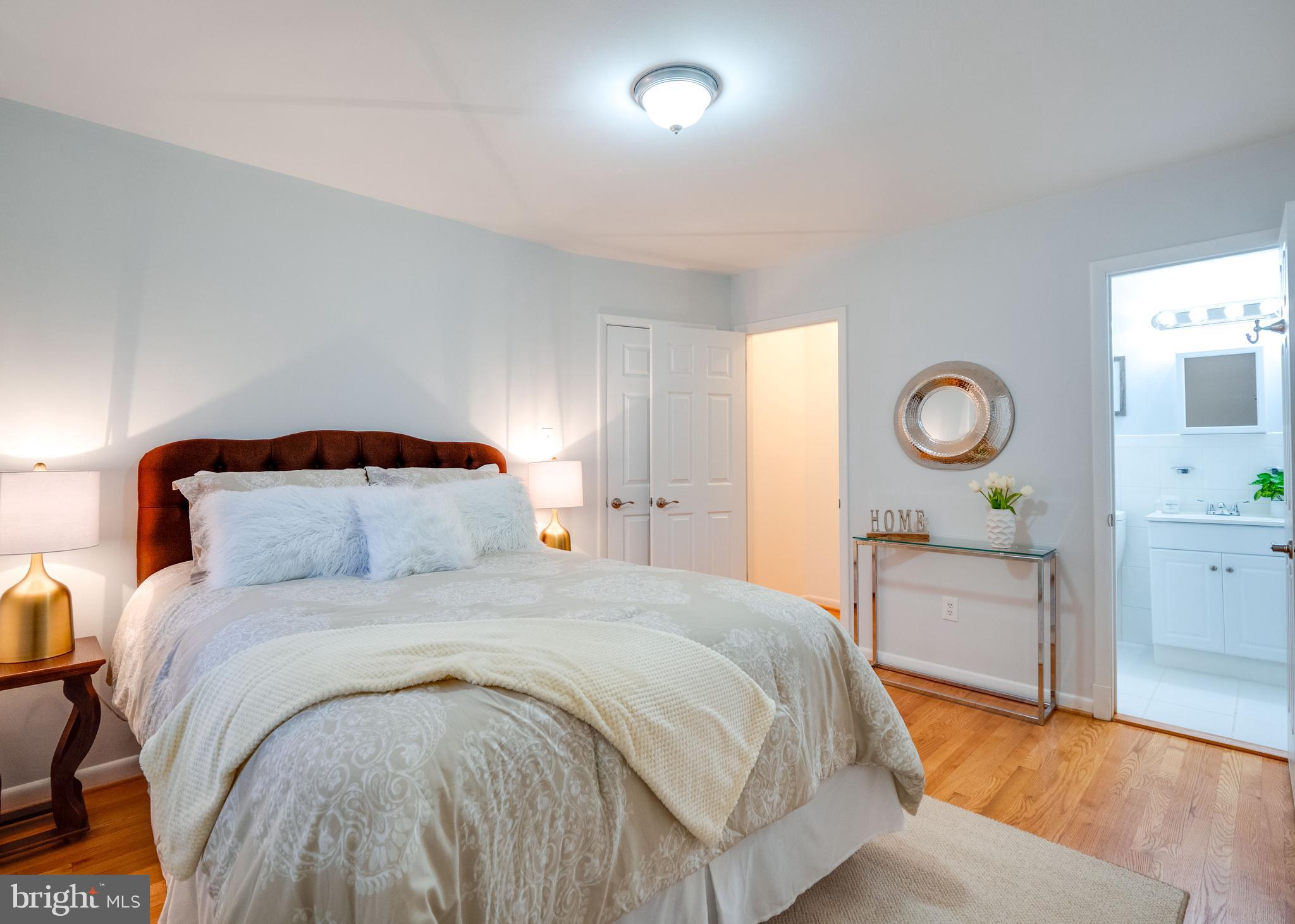 TEMPLE WOODS - Residential