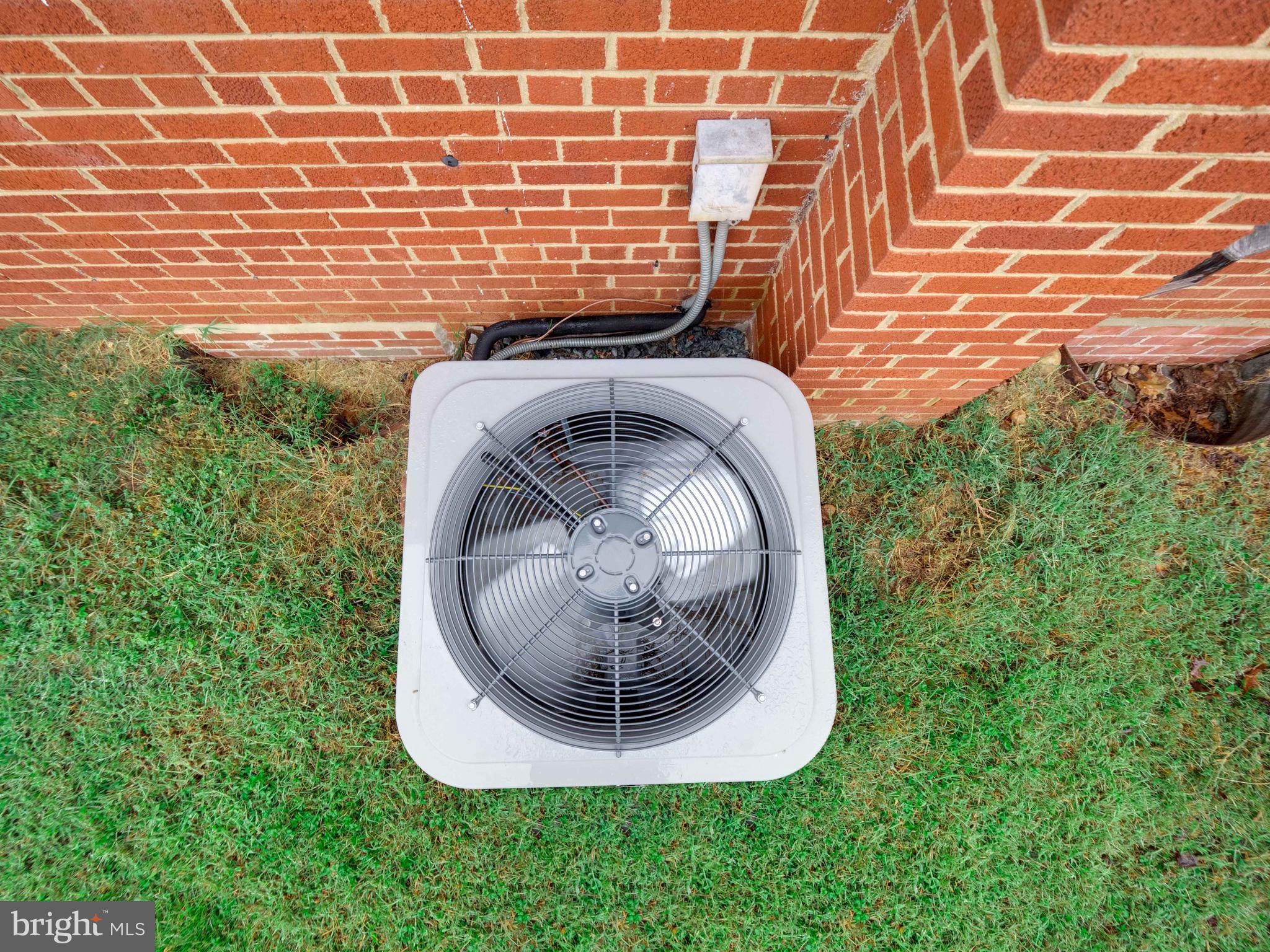 TEMPLE WOODS - Residential