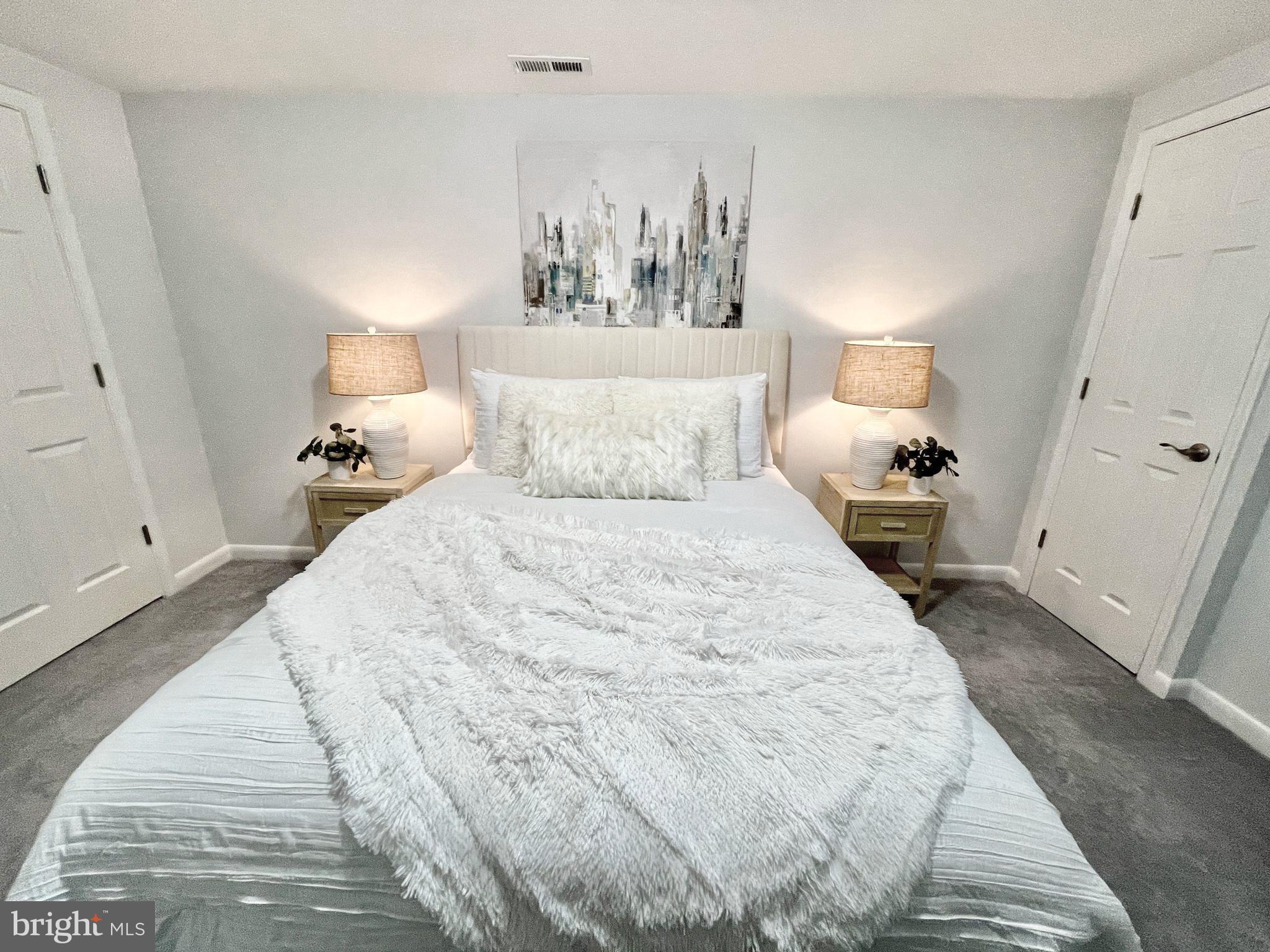 TEMPLE WOODS - Residential