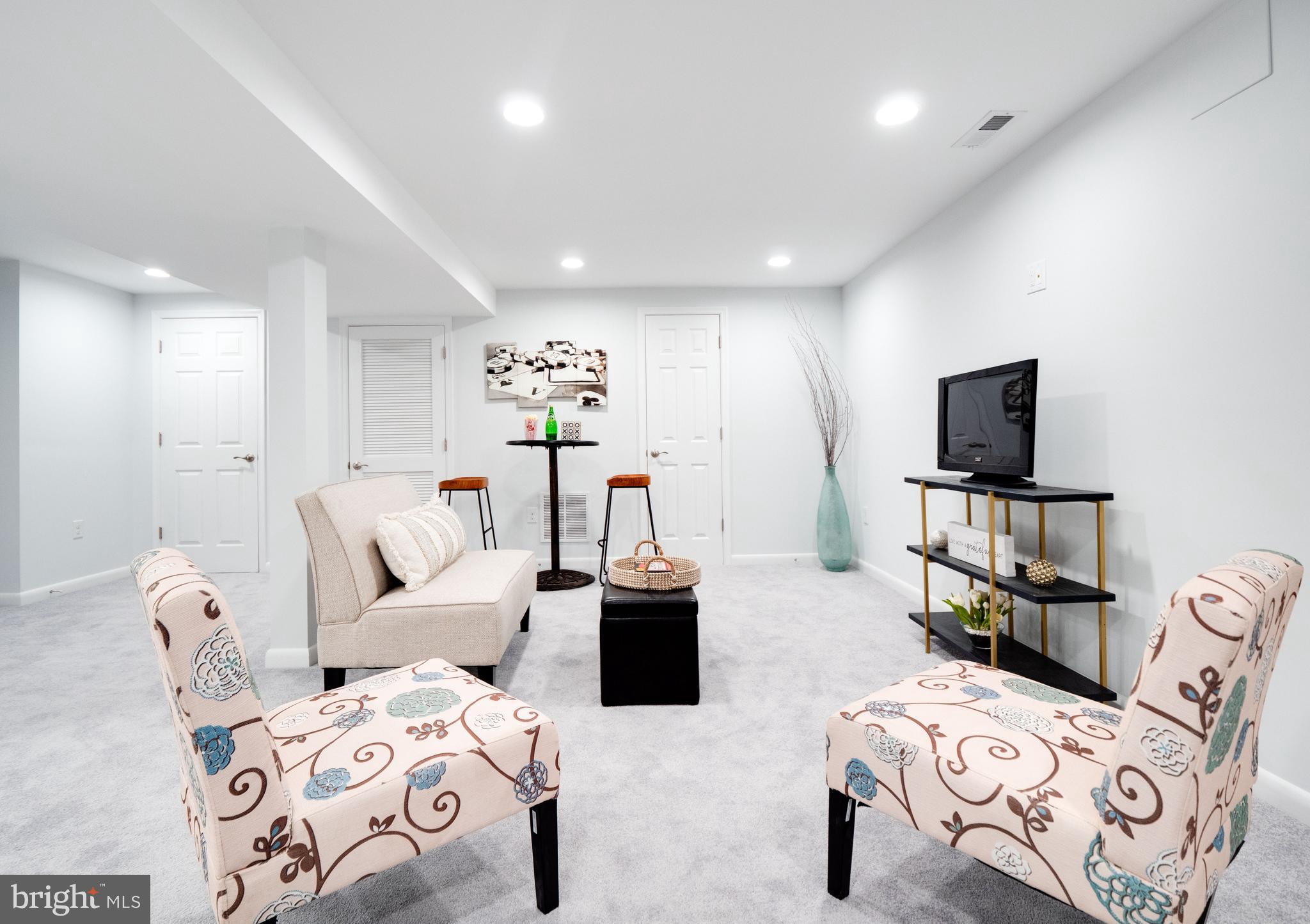 TEMPLE WOODS - Residential